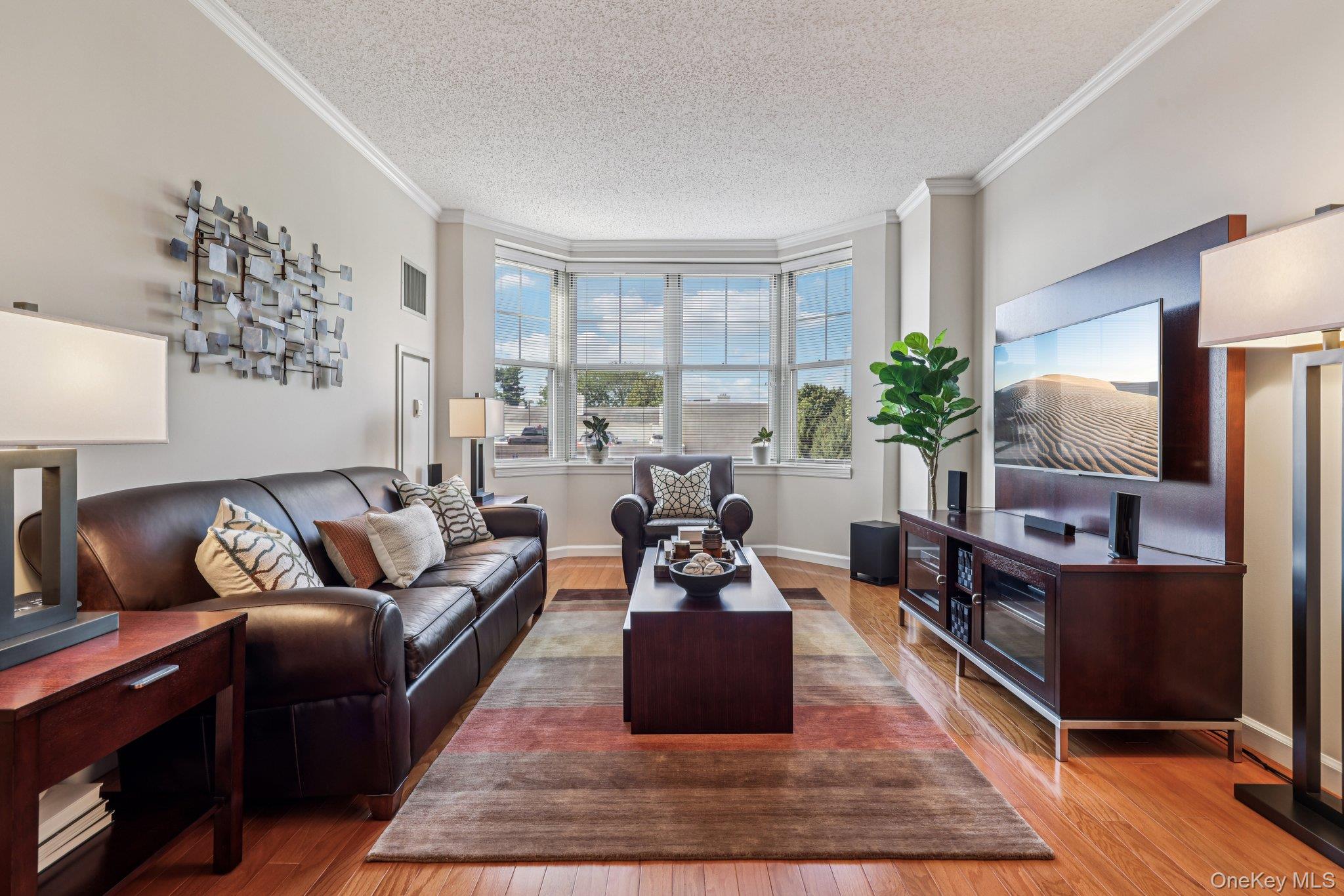 300 Mamaroneck # 715, White Plains, NY 10605