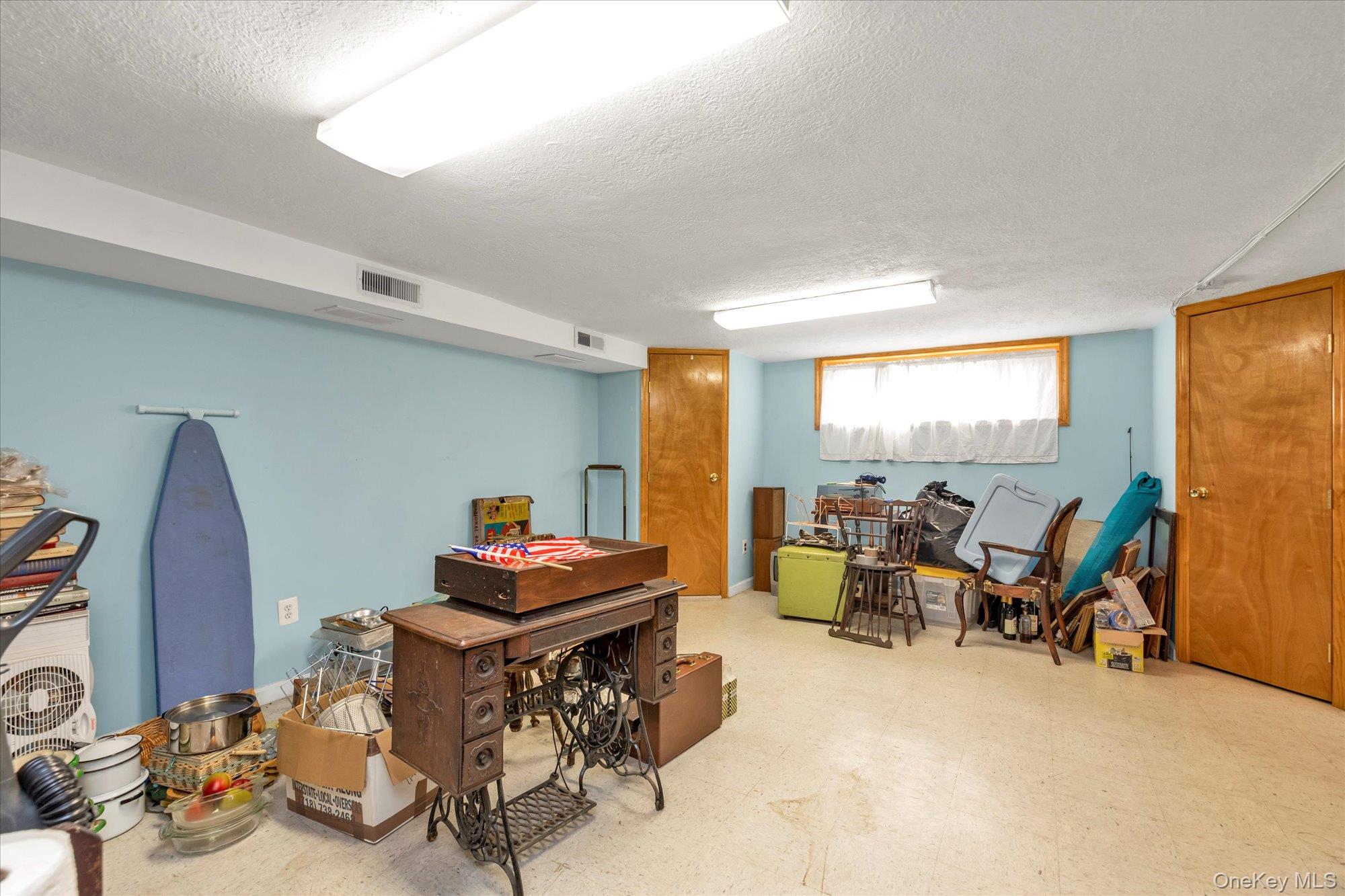 144-47 75 Avenue, Flushing, NY 11367