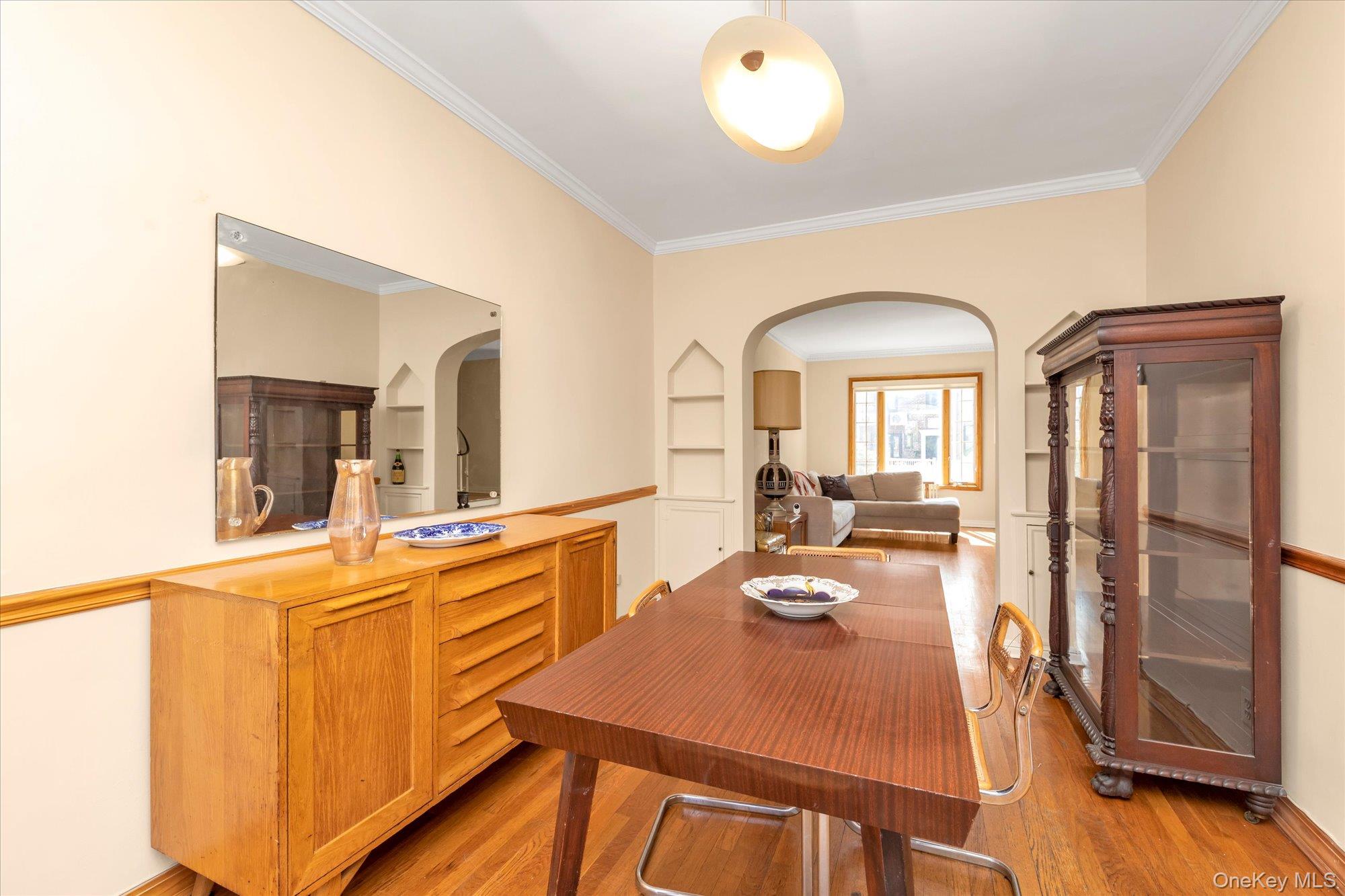 144-47 75 Avenue, Flushing, NY 11367