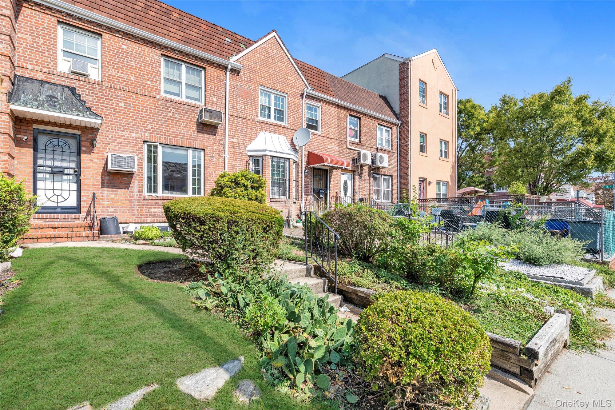 144-47 75 Avenue, Flushing, NY 11367