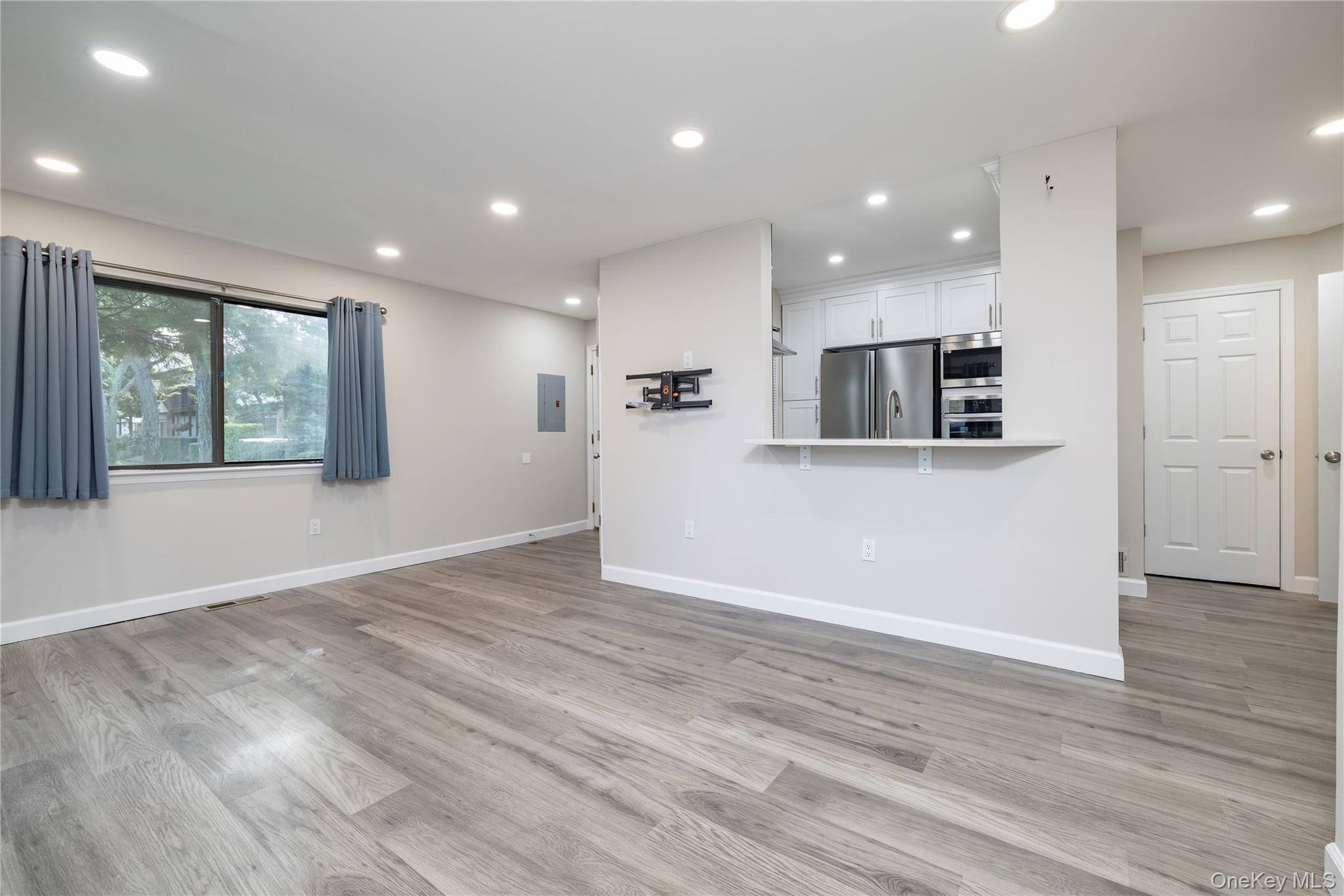 615 Broadway # 63, Amityville, NY 11701