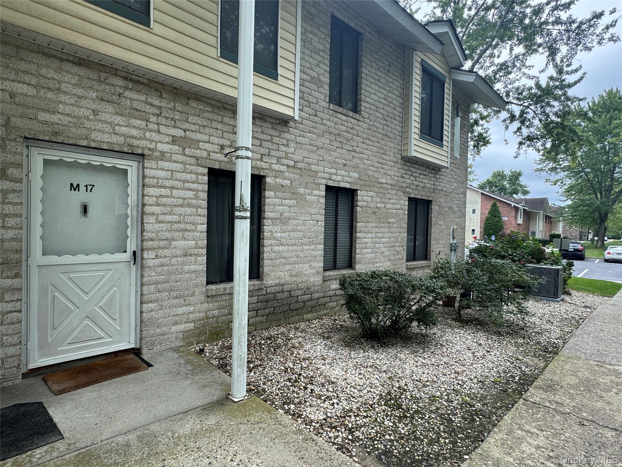 17 Montana Court # 17, Coram, NY 11727
