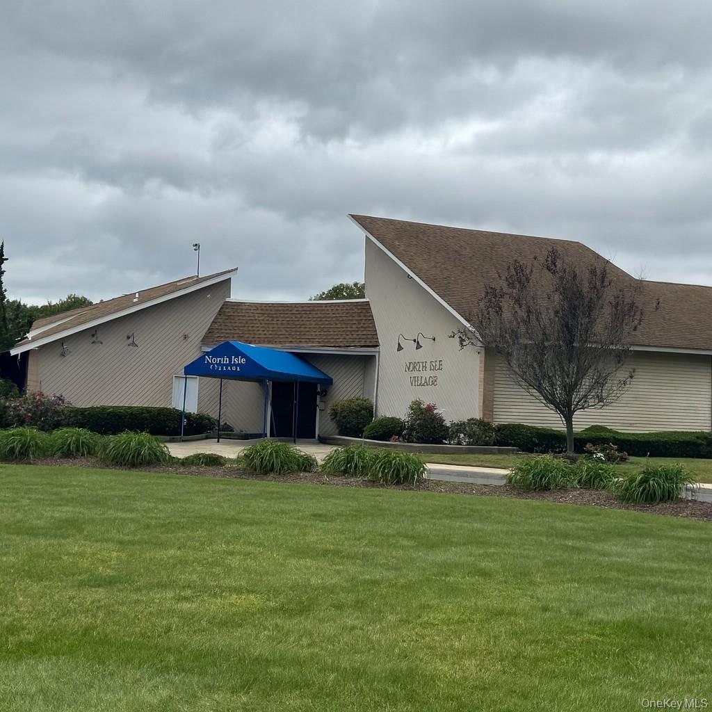 17 Montana Court # 17, Coram, NY 11727