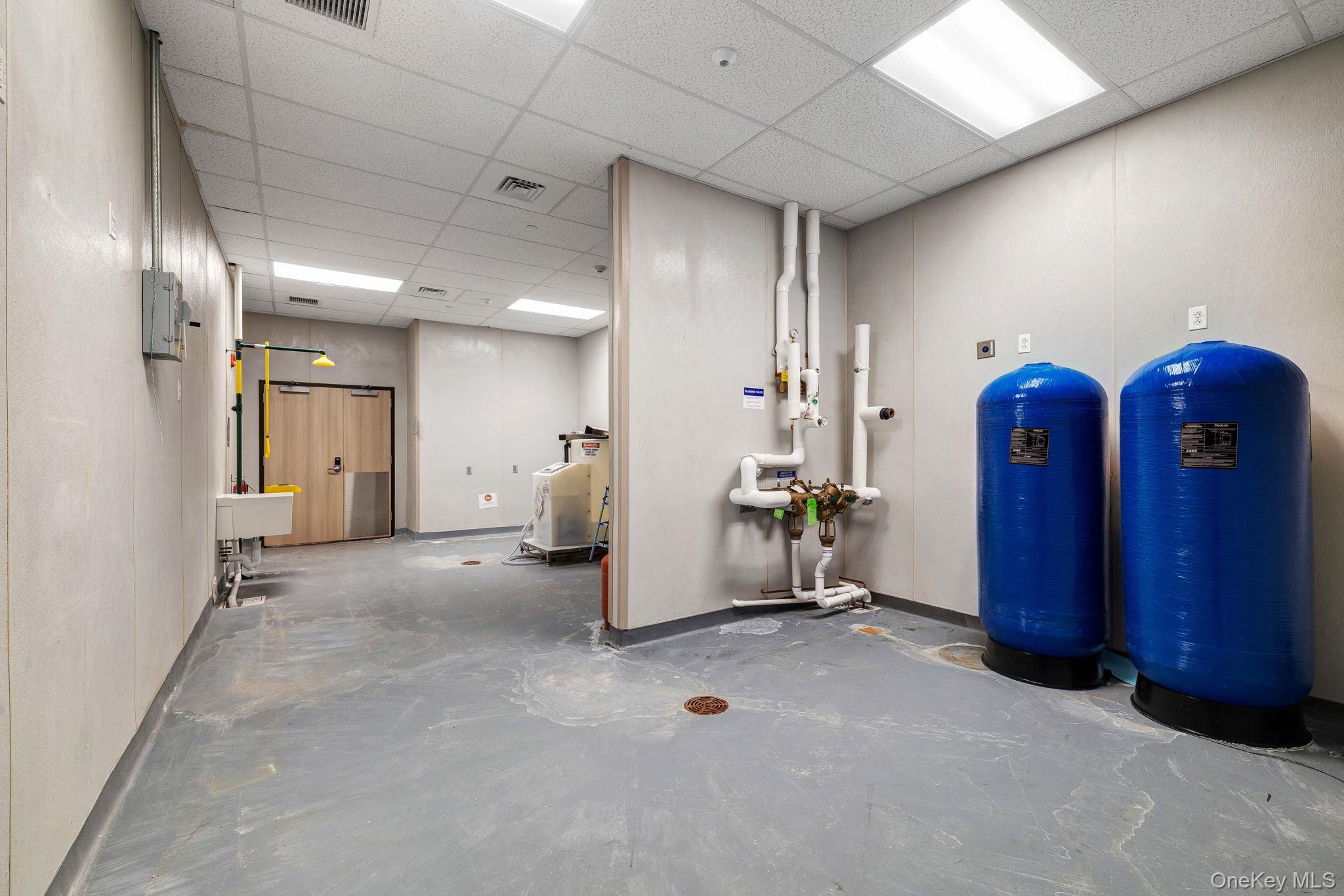 982 Main Street # Suite 5, Fishkill, NY 12524