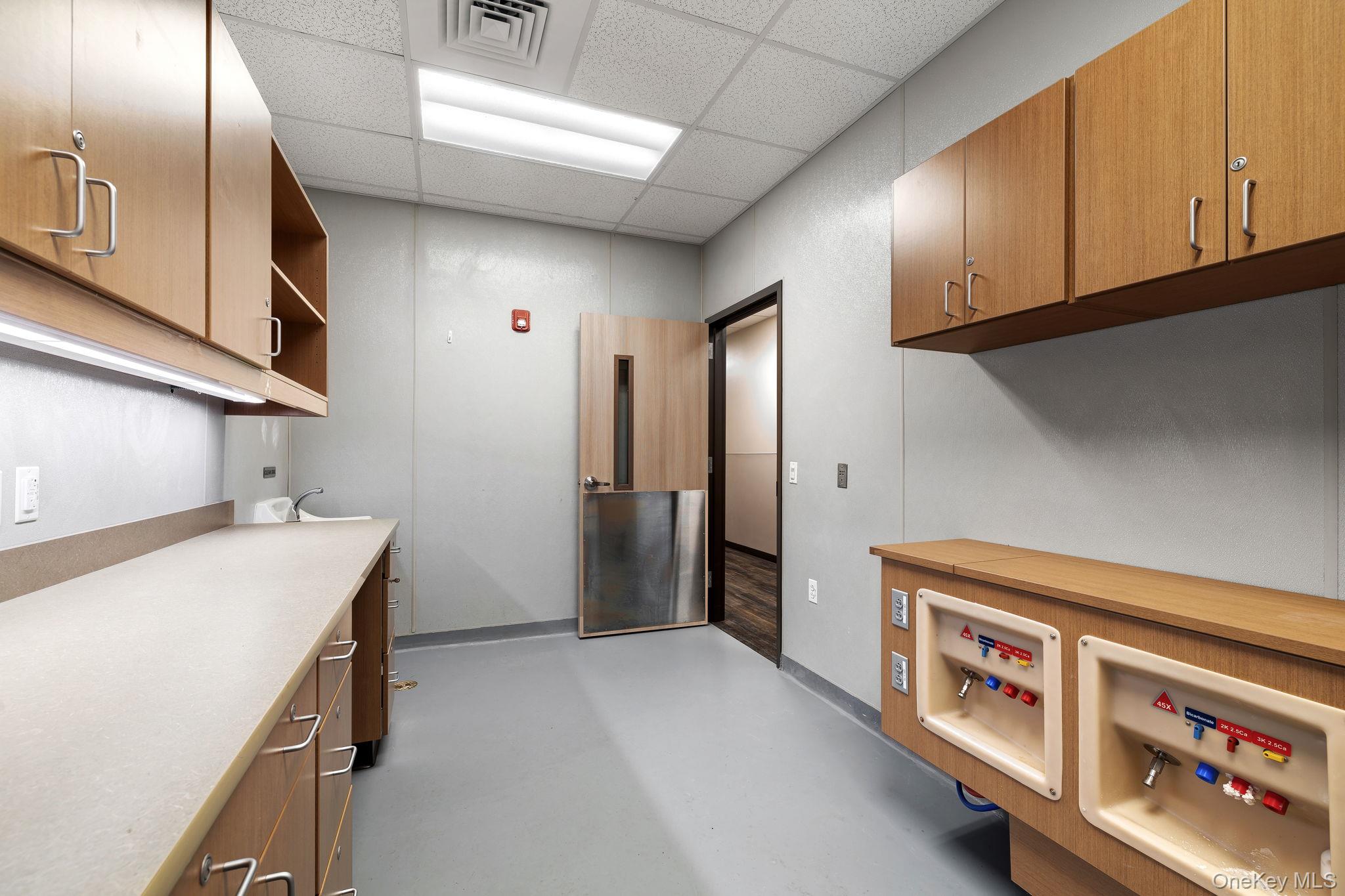 982 Main Street # Suite 5, Fishkill, NY 12524