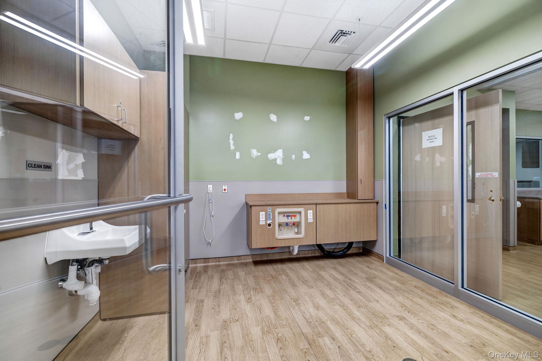 982 Main Street # Suite 5, Fishkill, NY 12524