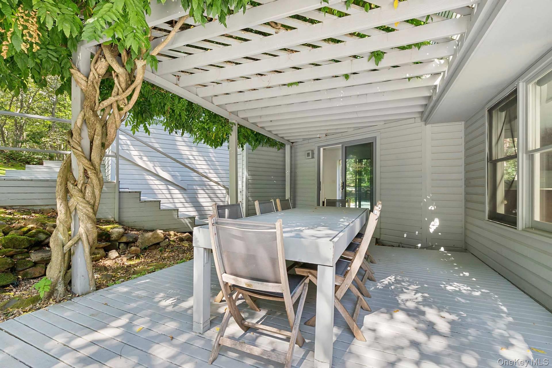 48 Bob White Drive, Water Mill, NY 11976