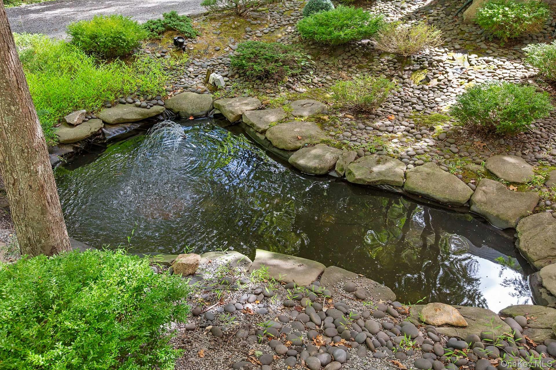 48 Bob White Drive, Water Mill, NY 11976