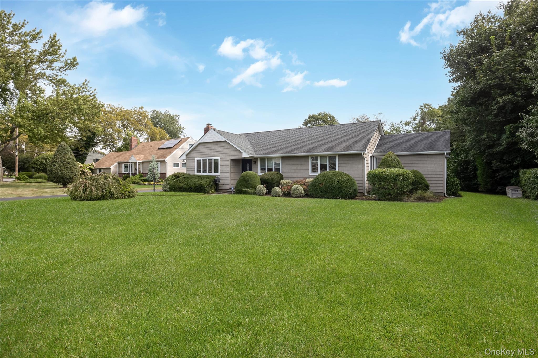 18 Central Avenue, Amityville, NY 11701