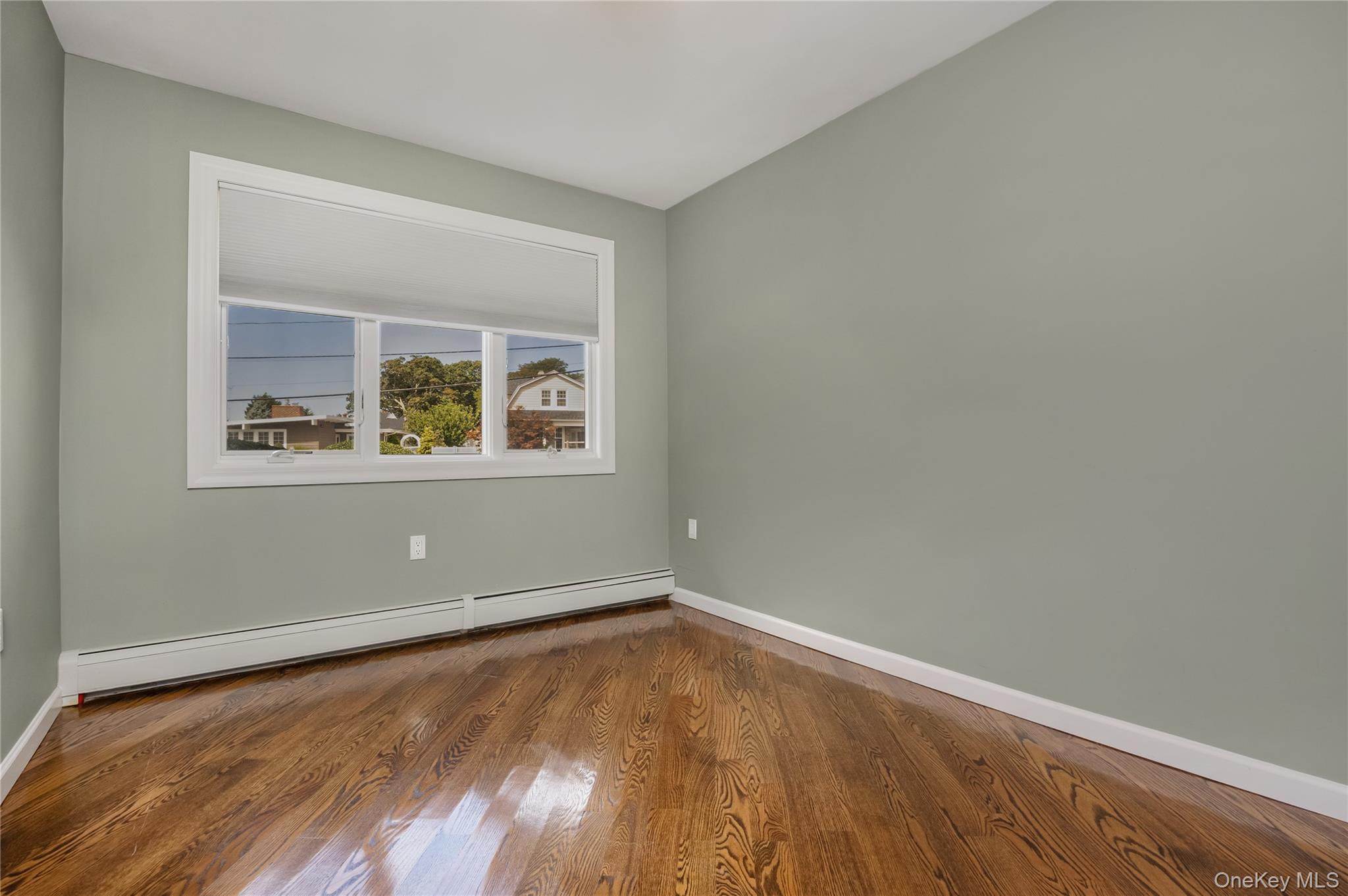 18 Central Avenue, Amityville, NY 11701