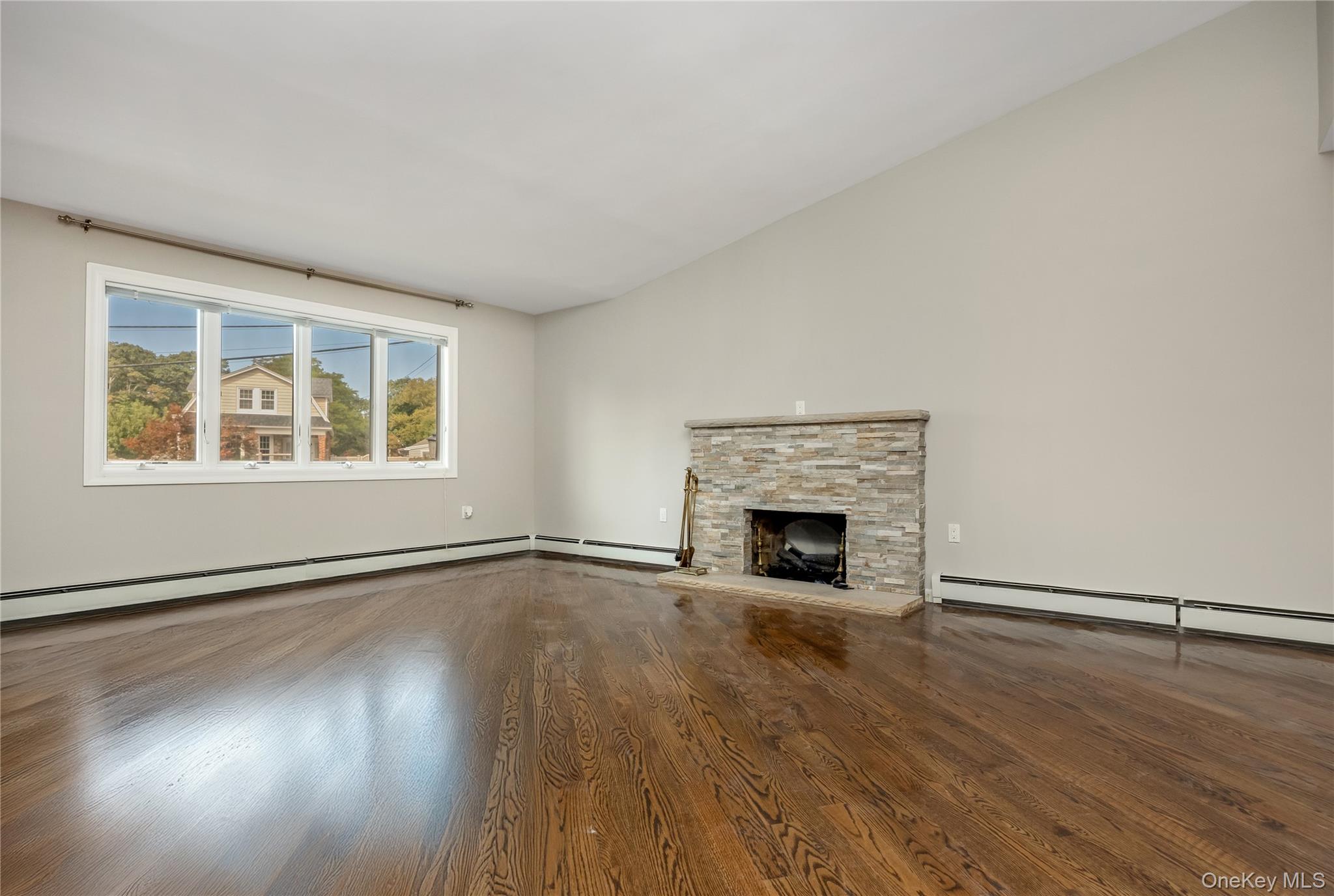 18 Central Avenue, Amityville, NY 11701