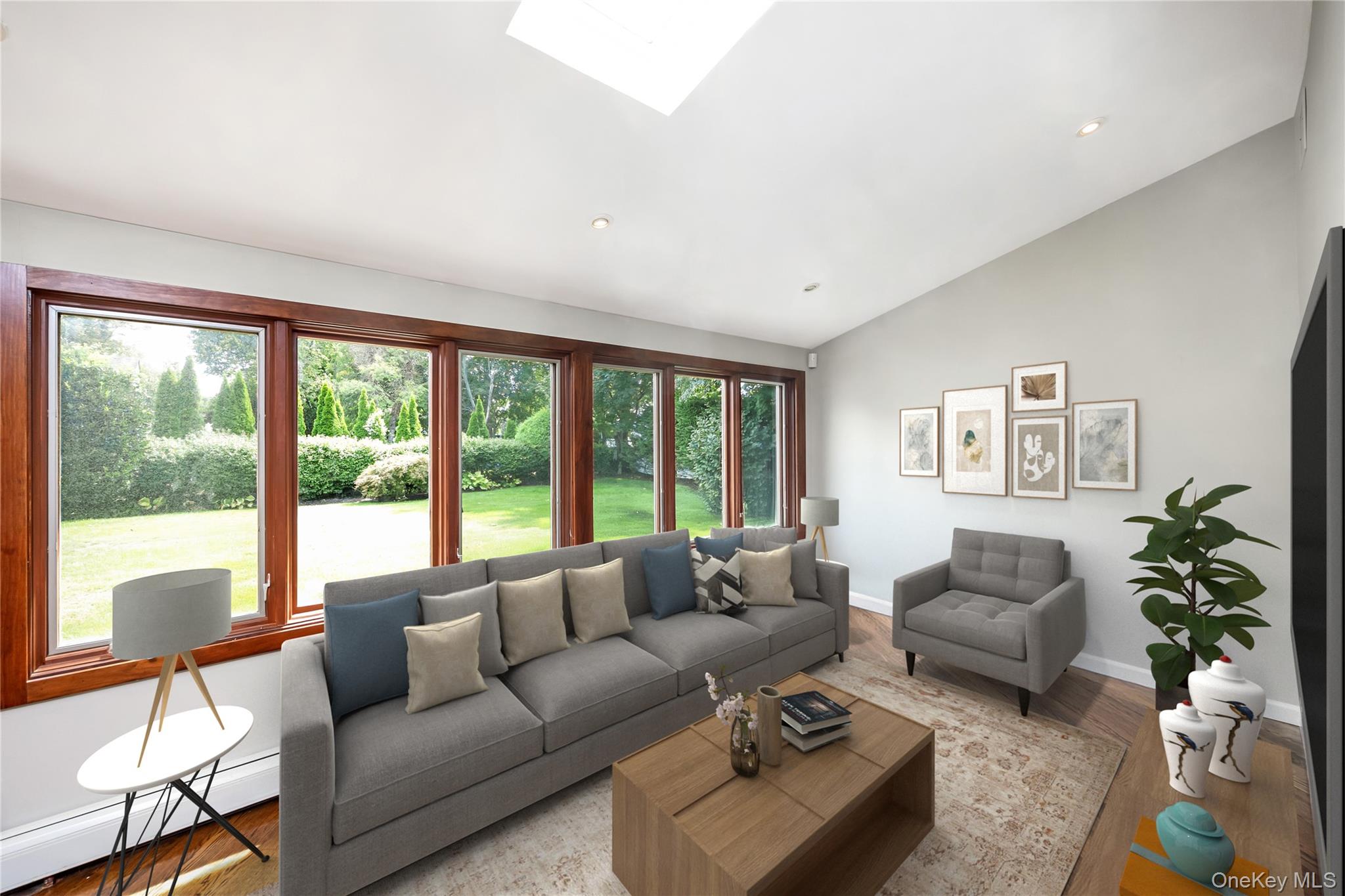 18 Central Avenue, Amityville, NY 11701