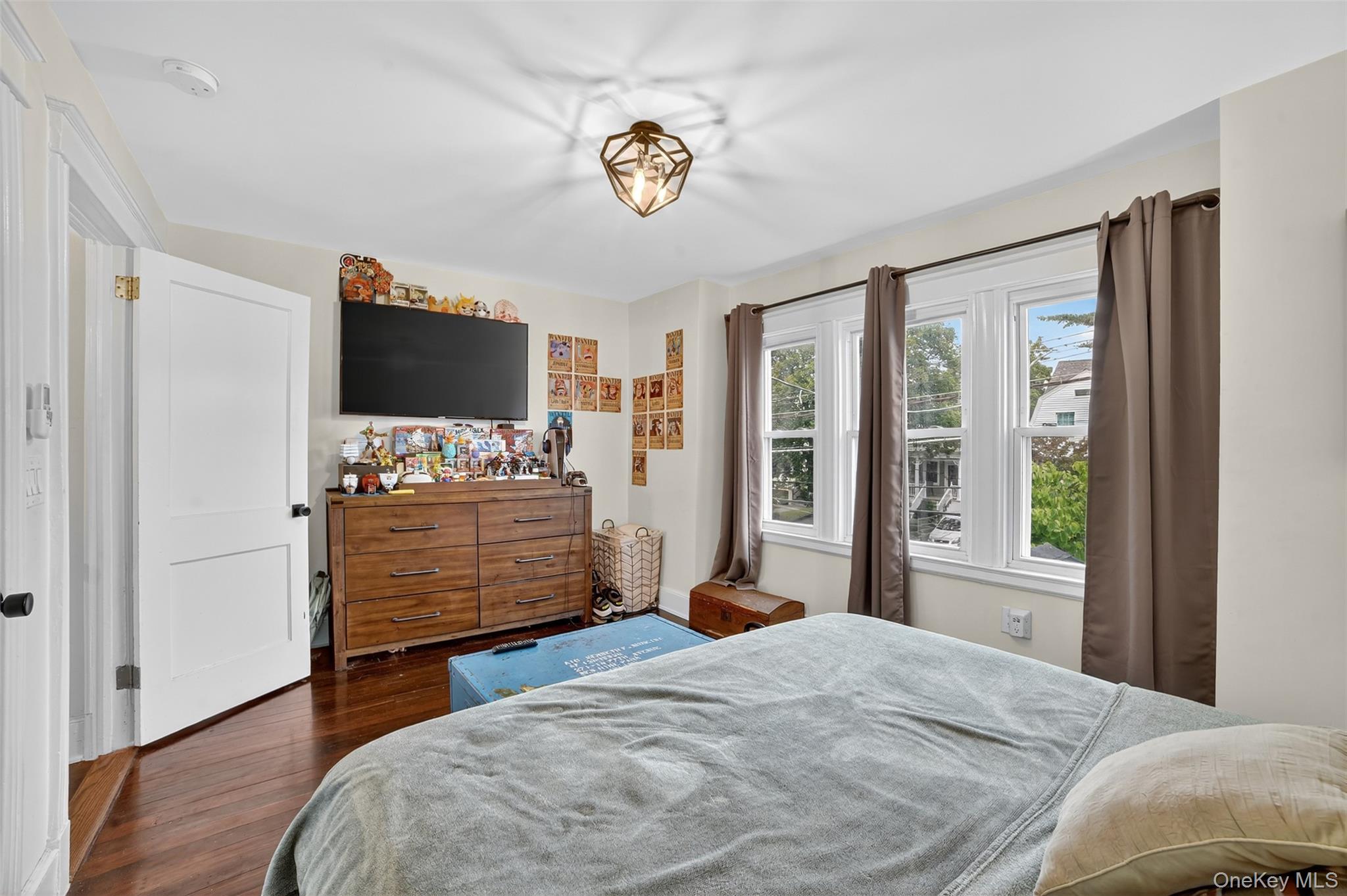 146 Beechwood Avenue, Mount Vernon, NY 10553