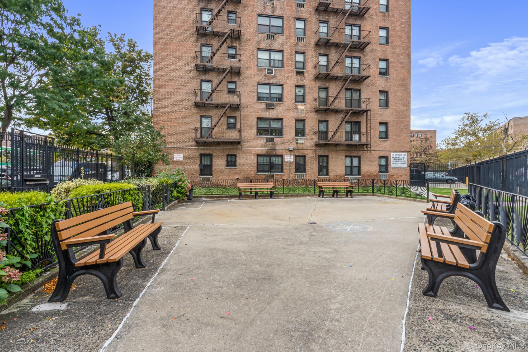 99-45 60th Avenue # 6J, Corona, NY 11368
