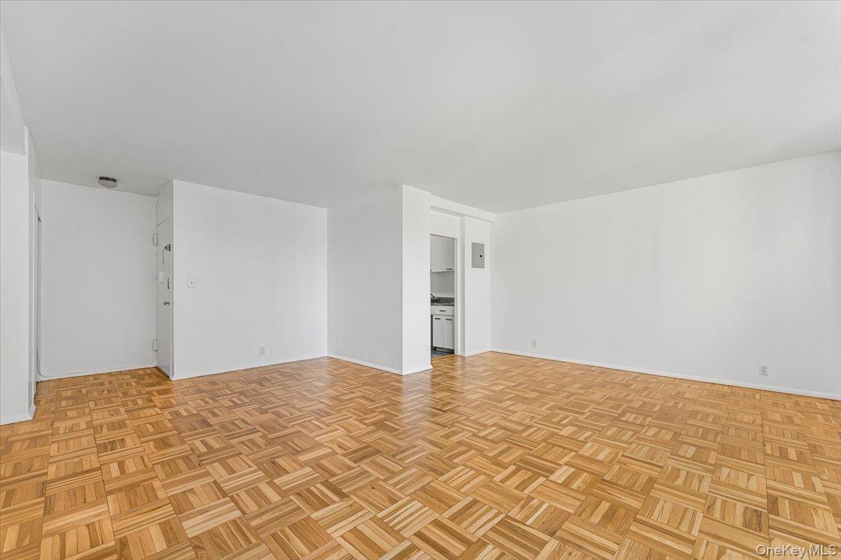 9 Fordham Hill Oval # 112E, Bronx, NY 10468