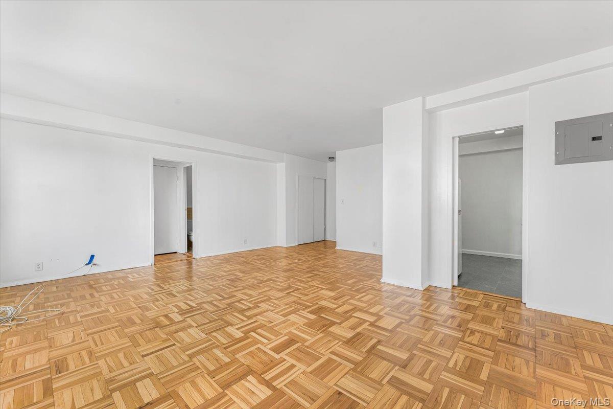 9 Fordham Hill Oval # 112E, Bronx, NY 10468