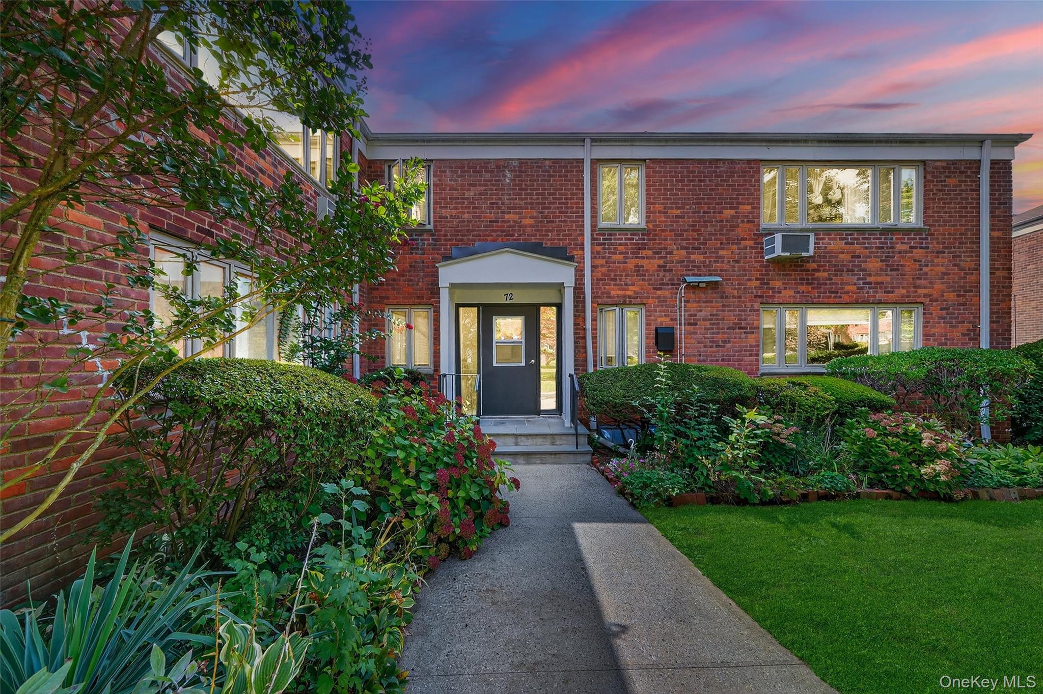 72 Lawrence Court # D, White Plains, NY 10603