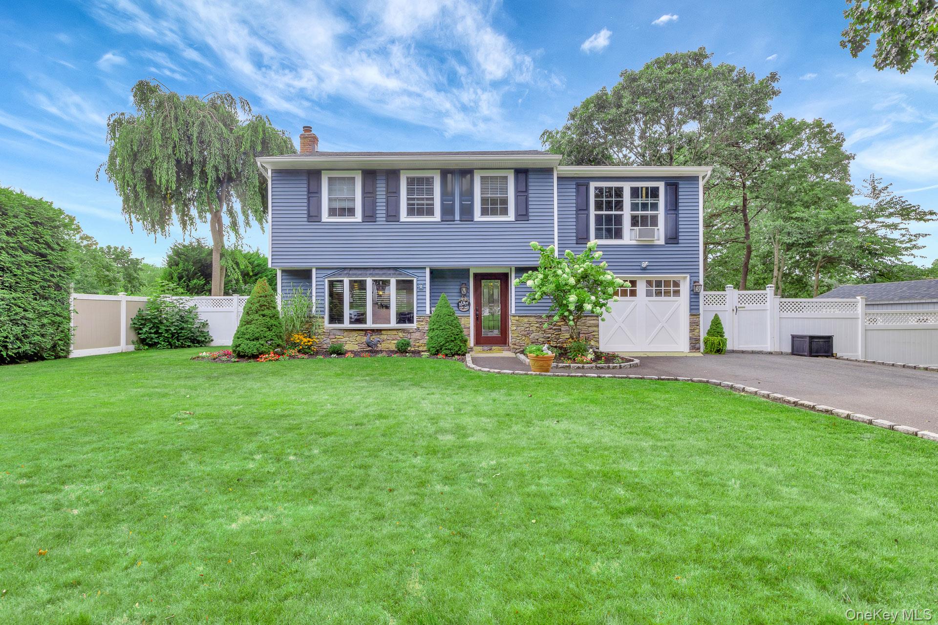 4 Ashford Drive, Ridge, NY 11961