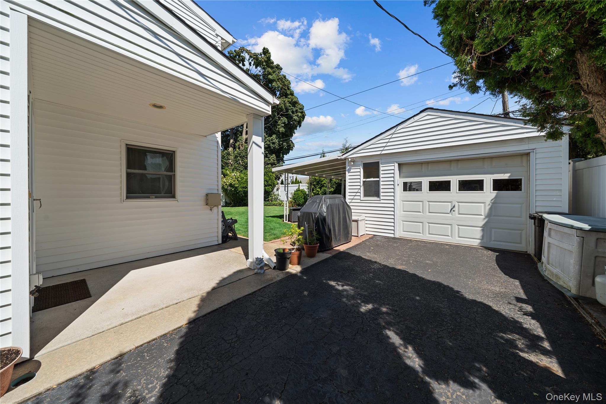 166 Swan Lane, Levittown, NY 11756