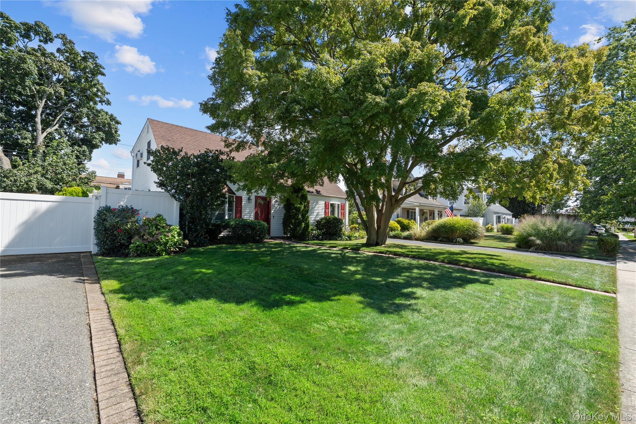 166 Swan Lane, Levittown, NY 11756