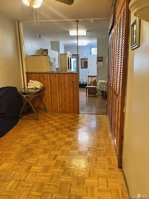 60-17 54th Street, Maspeth, NY 11378