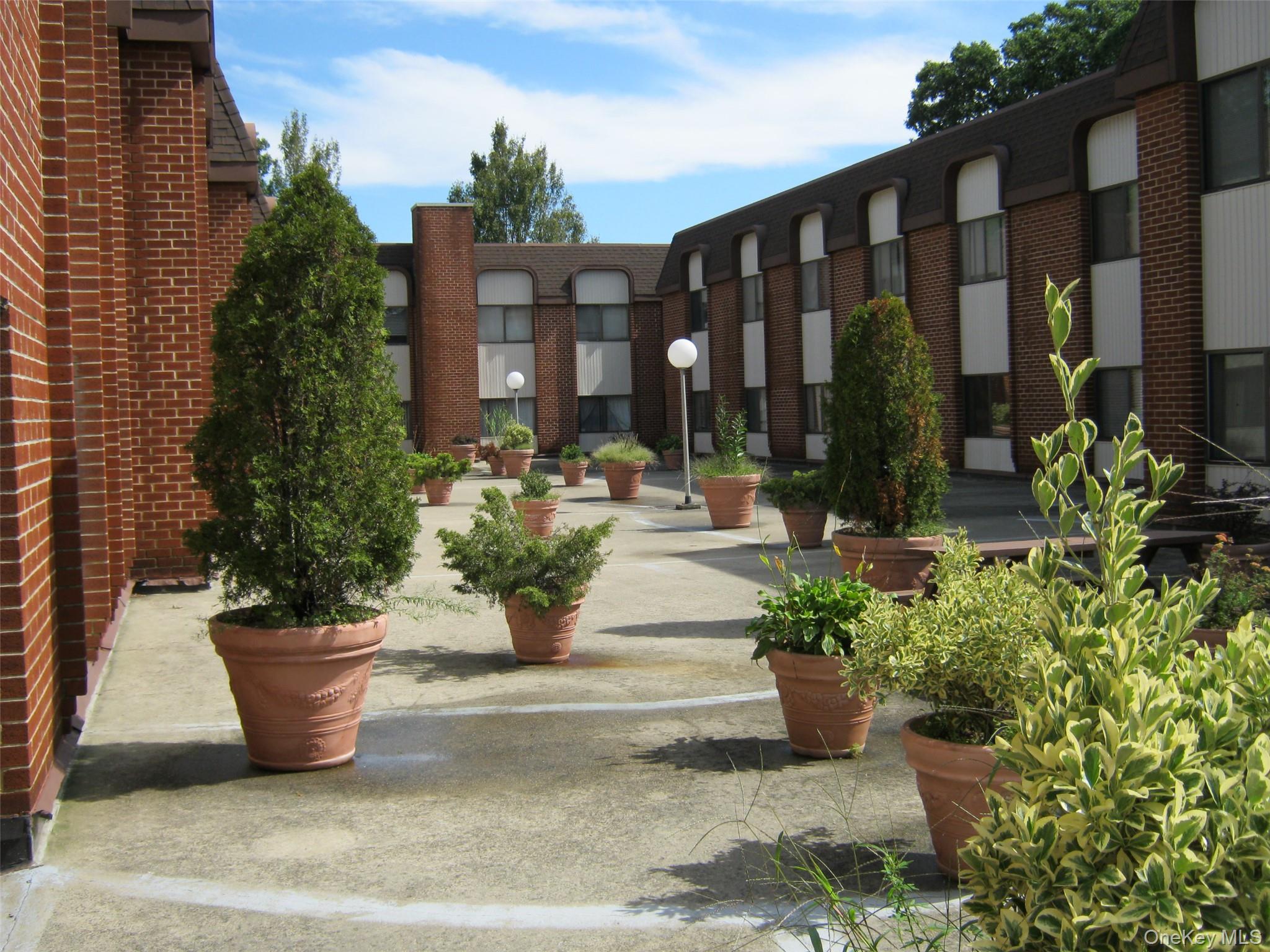 741 Chestnut Street # 1st Fl, Cedarhurst, NY 11516