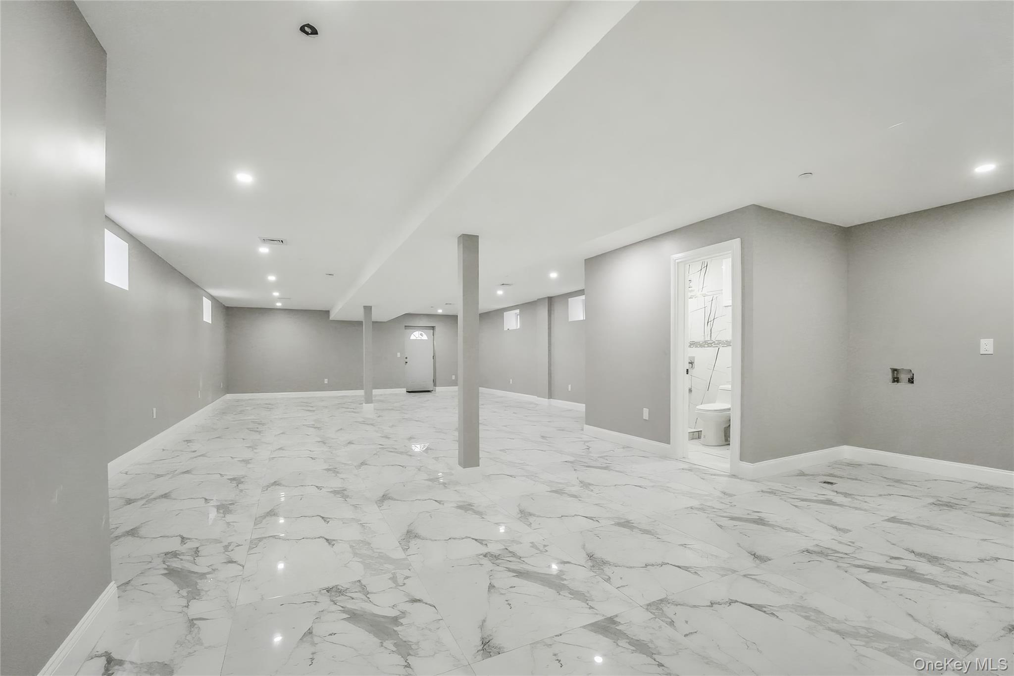 116-39 Newburg St, Saint Albans, NY 11412