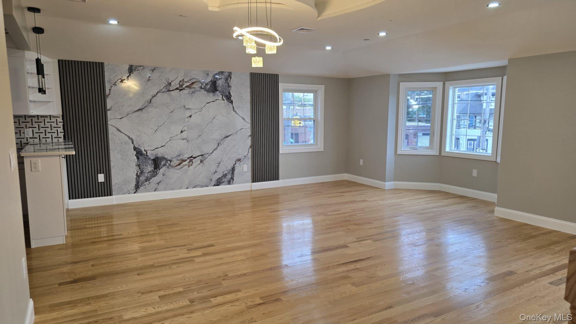 116-39 Newburg St, Saint Albans, NY 11412