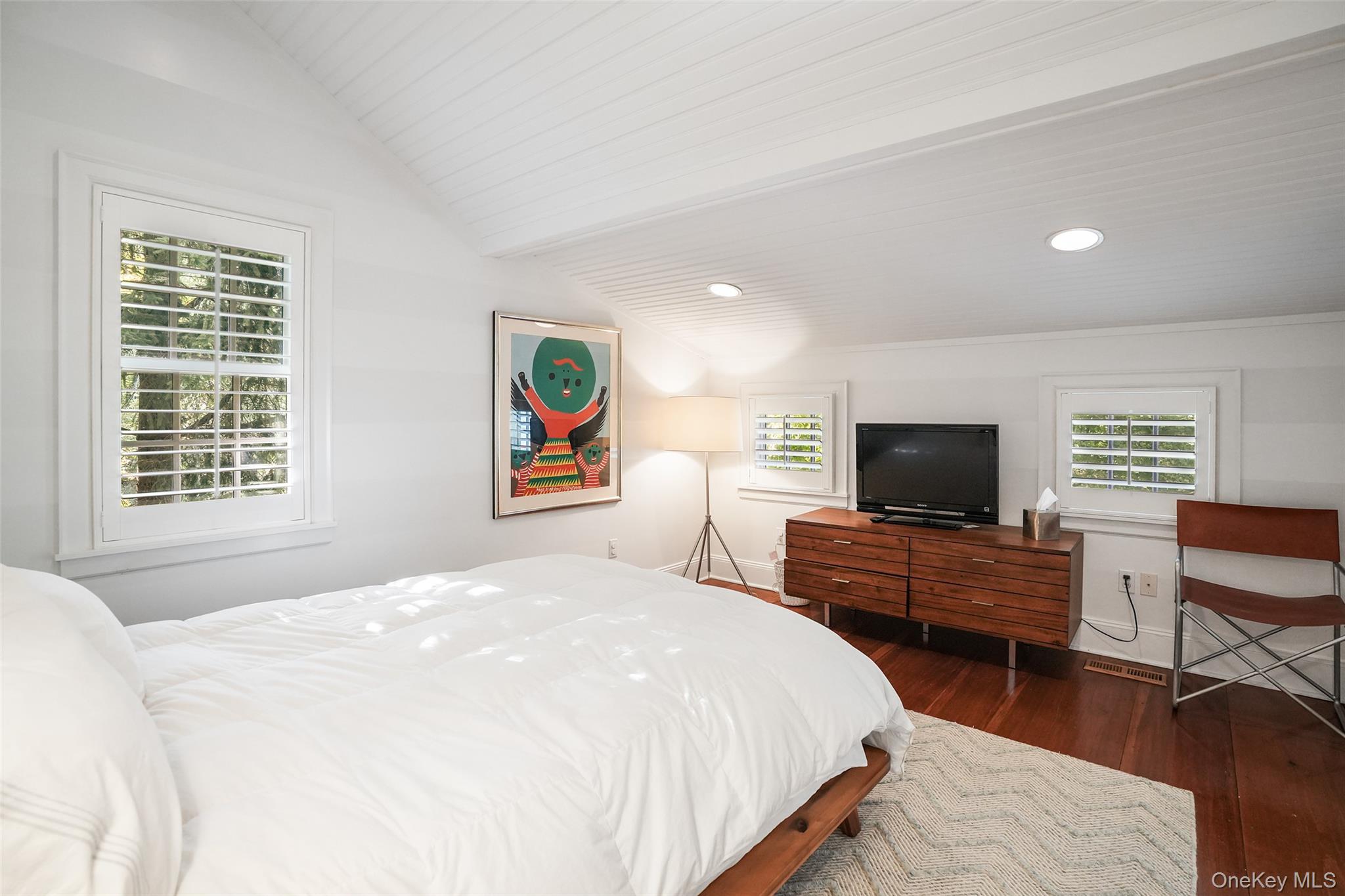 150 Sarles Street, Bedford Corners, NY 10549