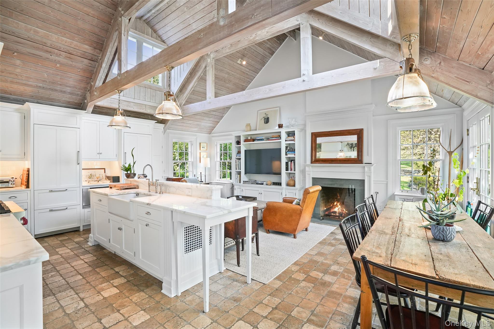 150 Sarles Street, Bedford Corners, NY 10549