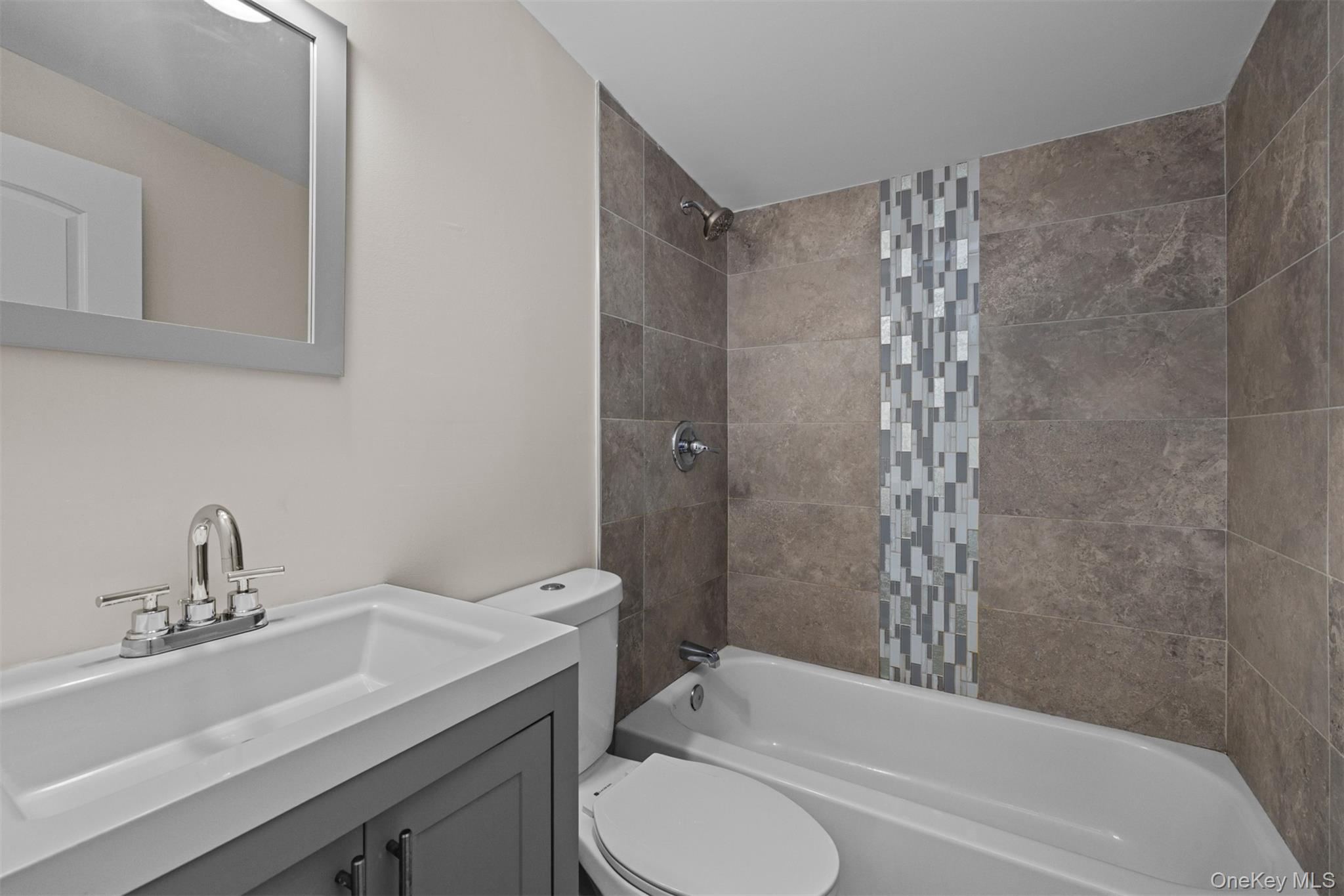 16 Ozone Road, Rocky Point, NY 11778