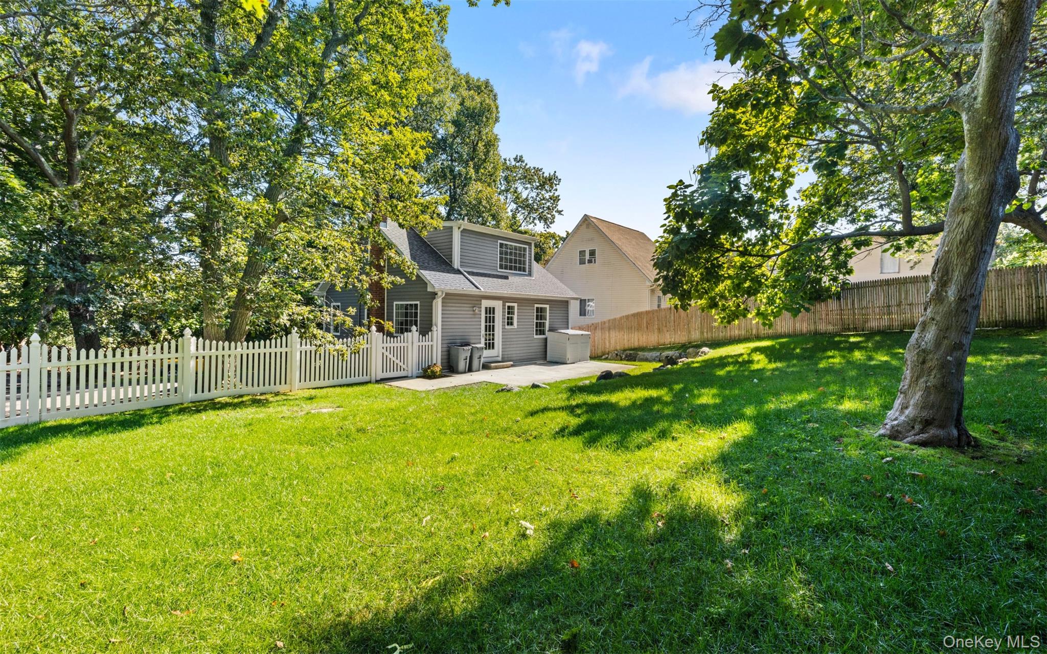 16 Ozone Road, Rocky Point, NY 11778