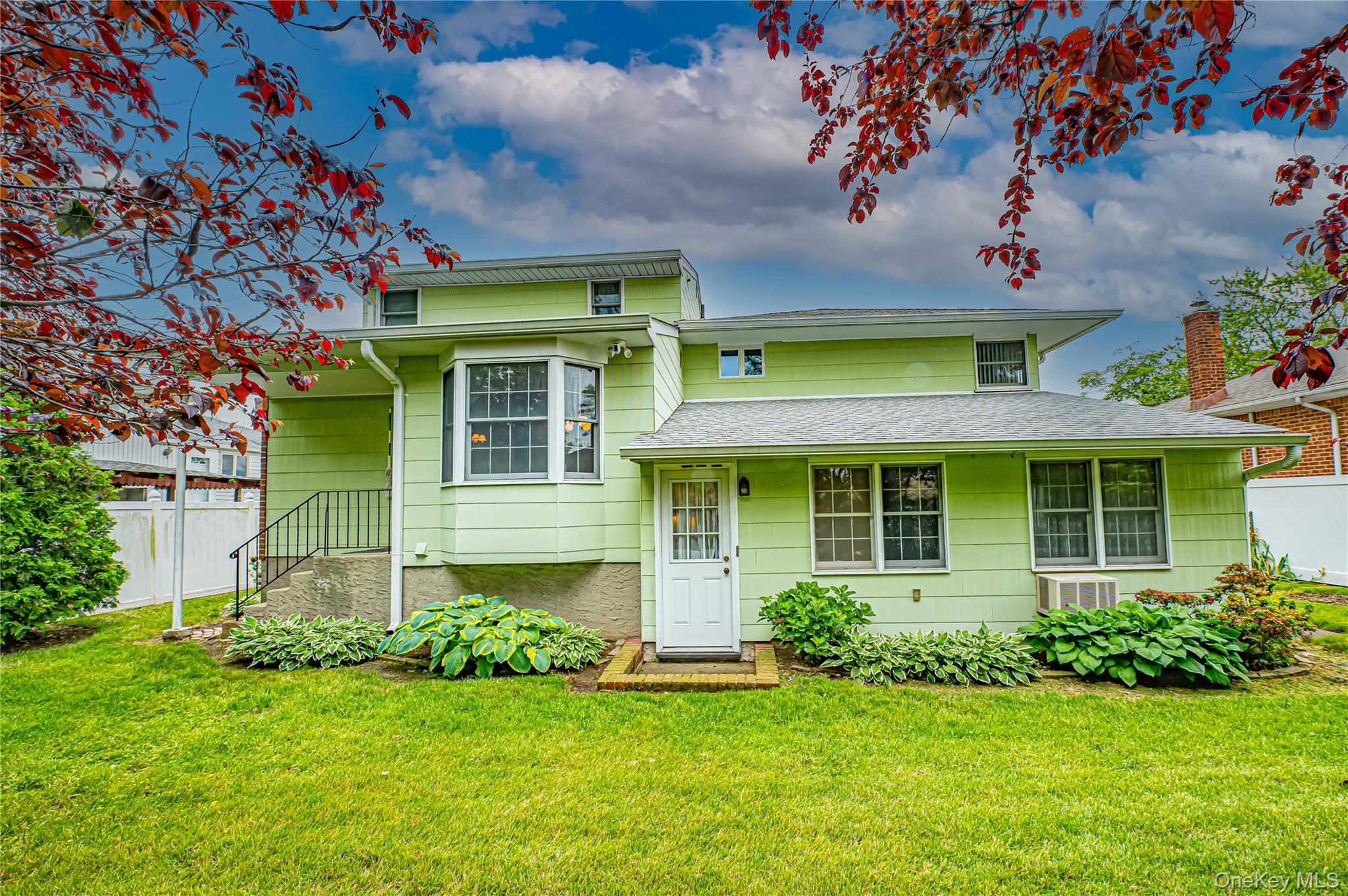 28 Chance Street, Hicksville, NY 11801