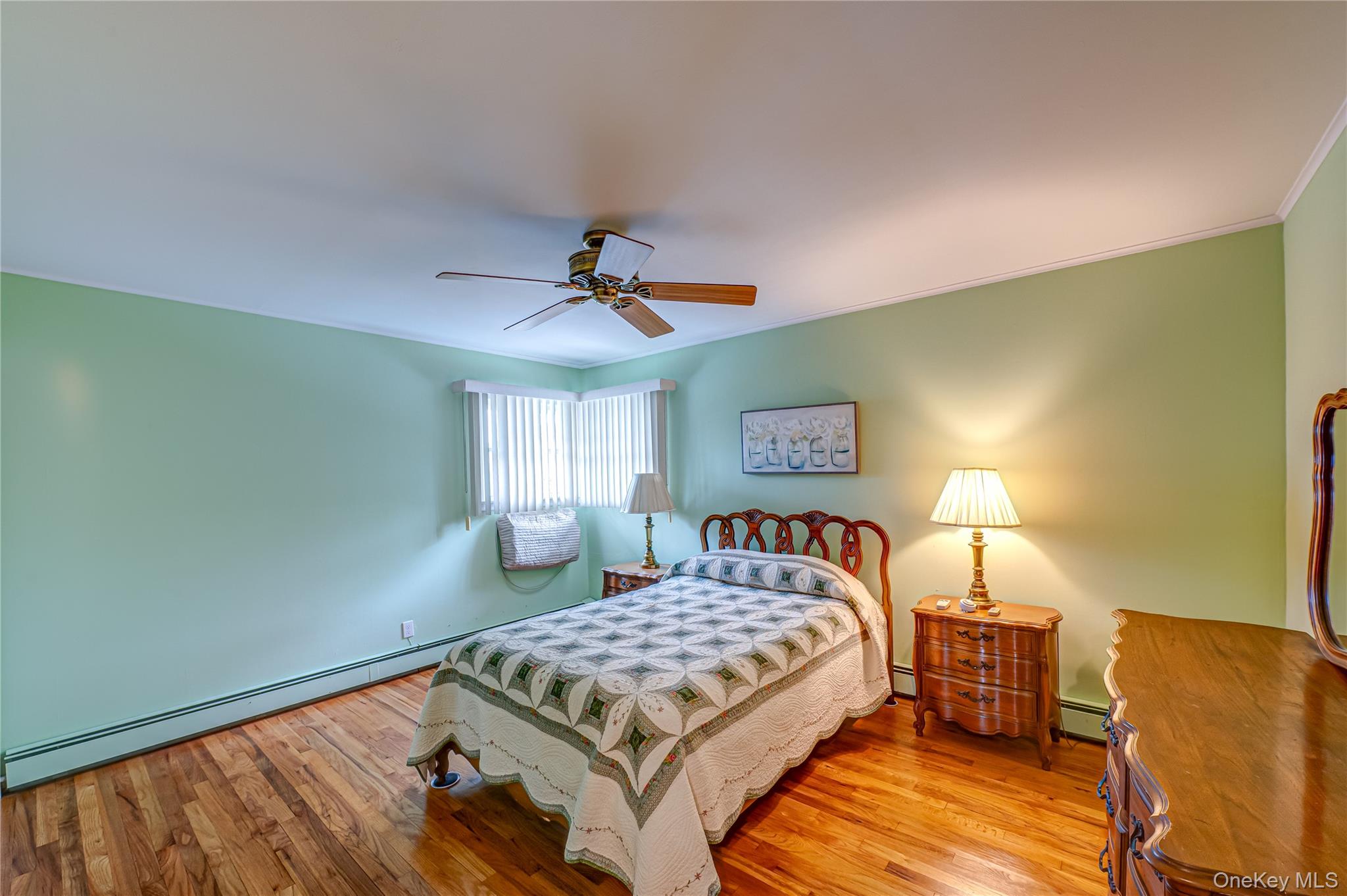 28 Chance Street, Hicksville, NY 11801