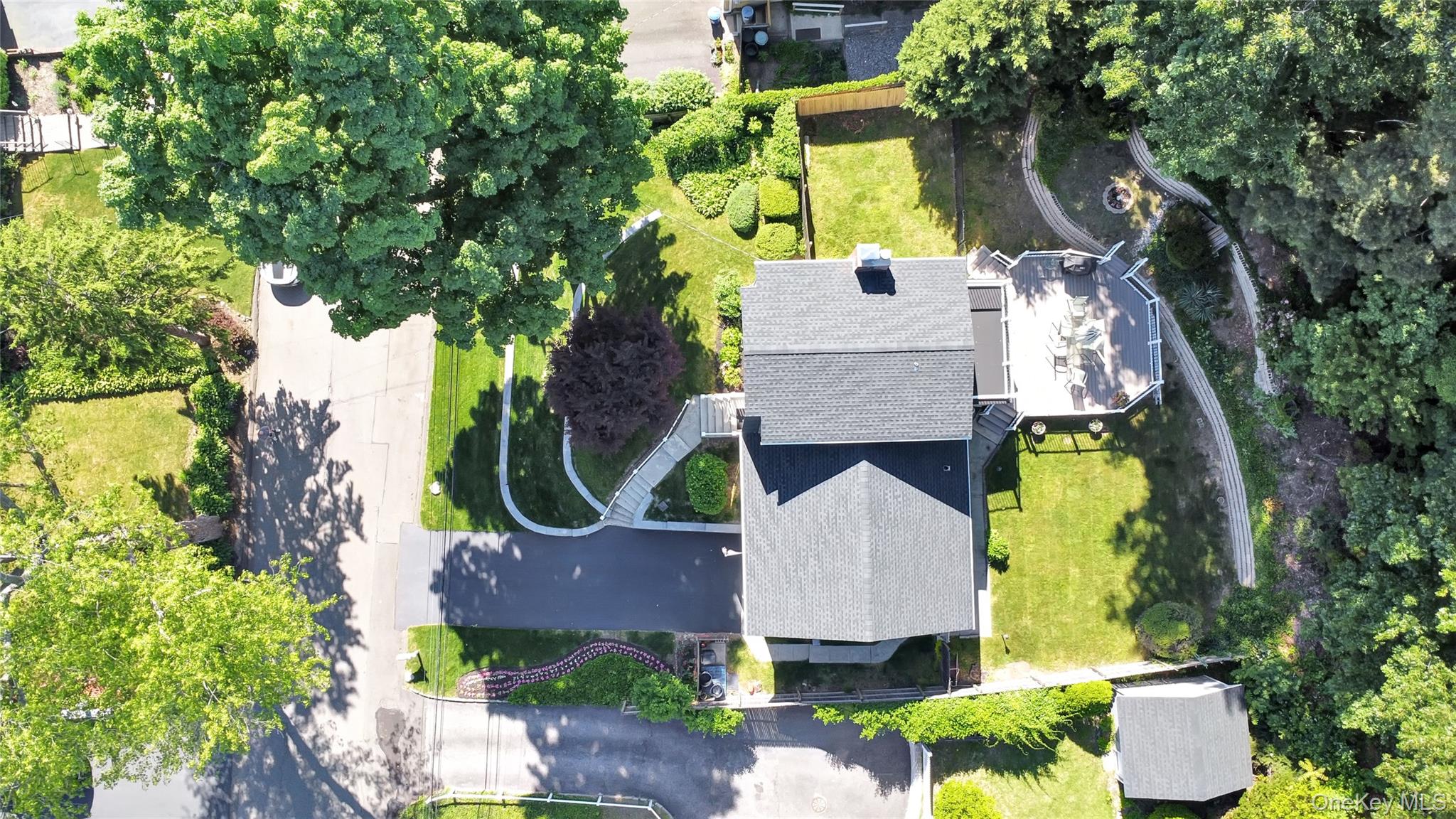 32 Cliftwood Drive, Huntington, NY 11743