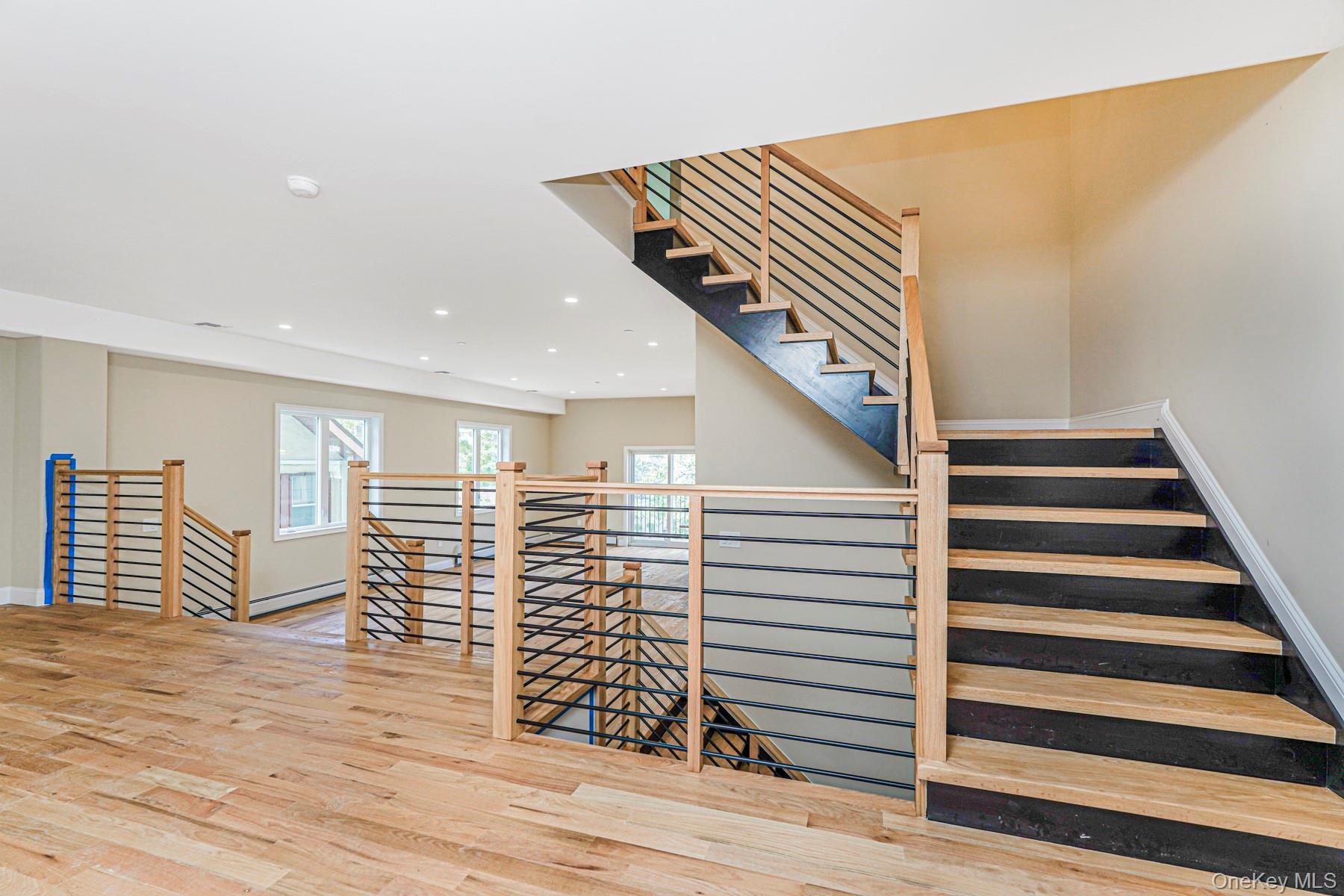 19 Glenwood Avenue, Staten Island, NY 10301