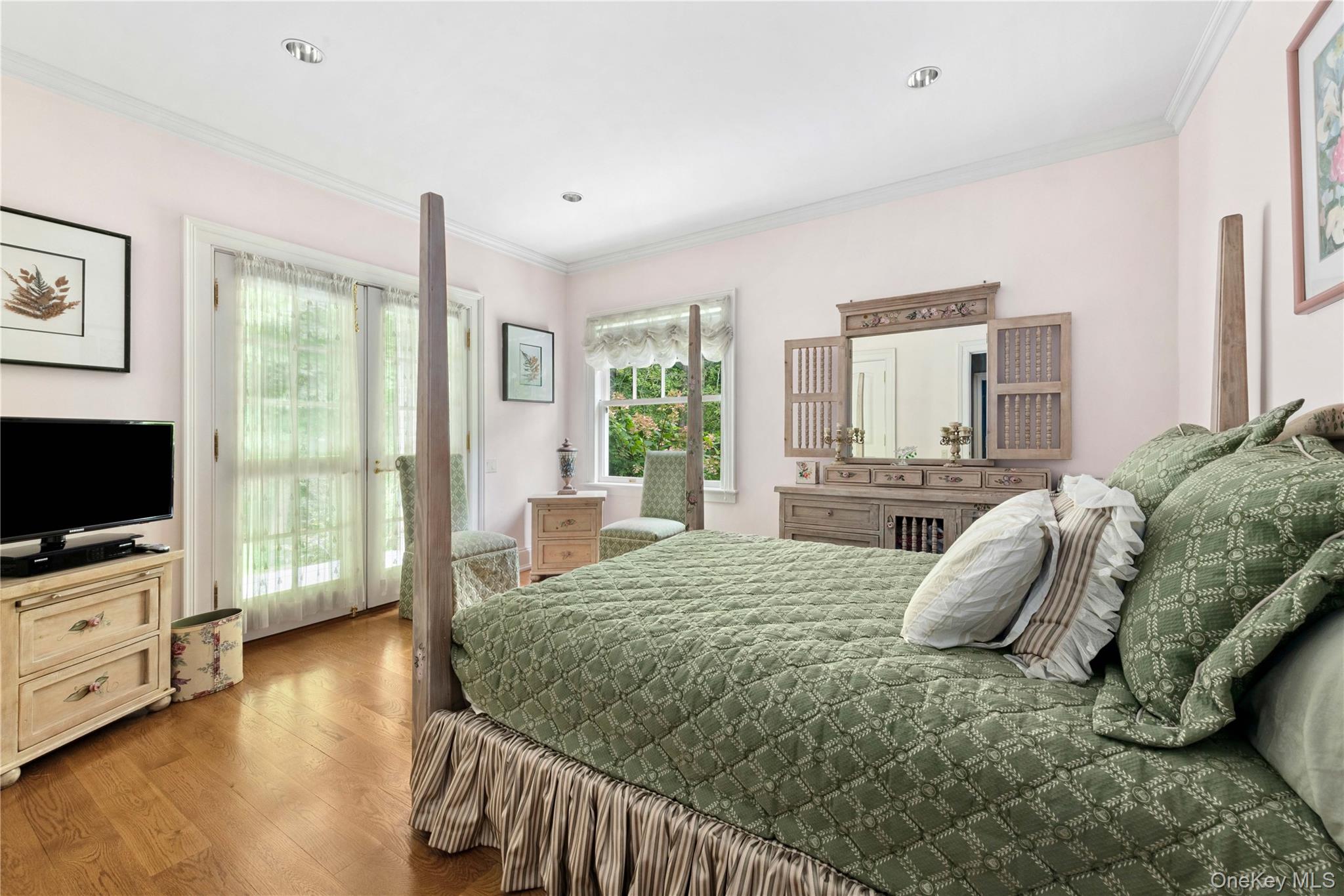 284 W Patent Road, Bedford, NY 10506