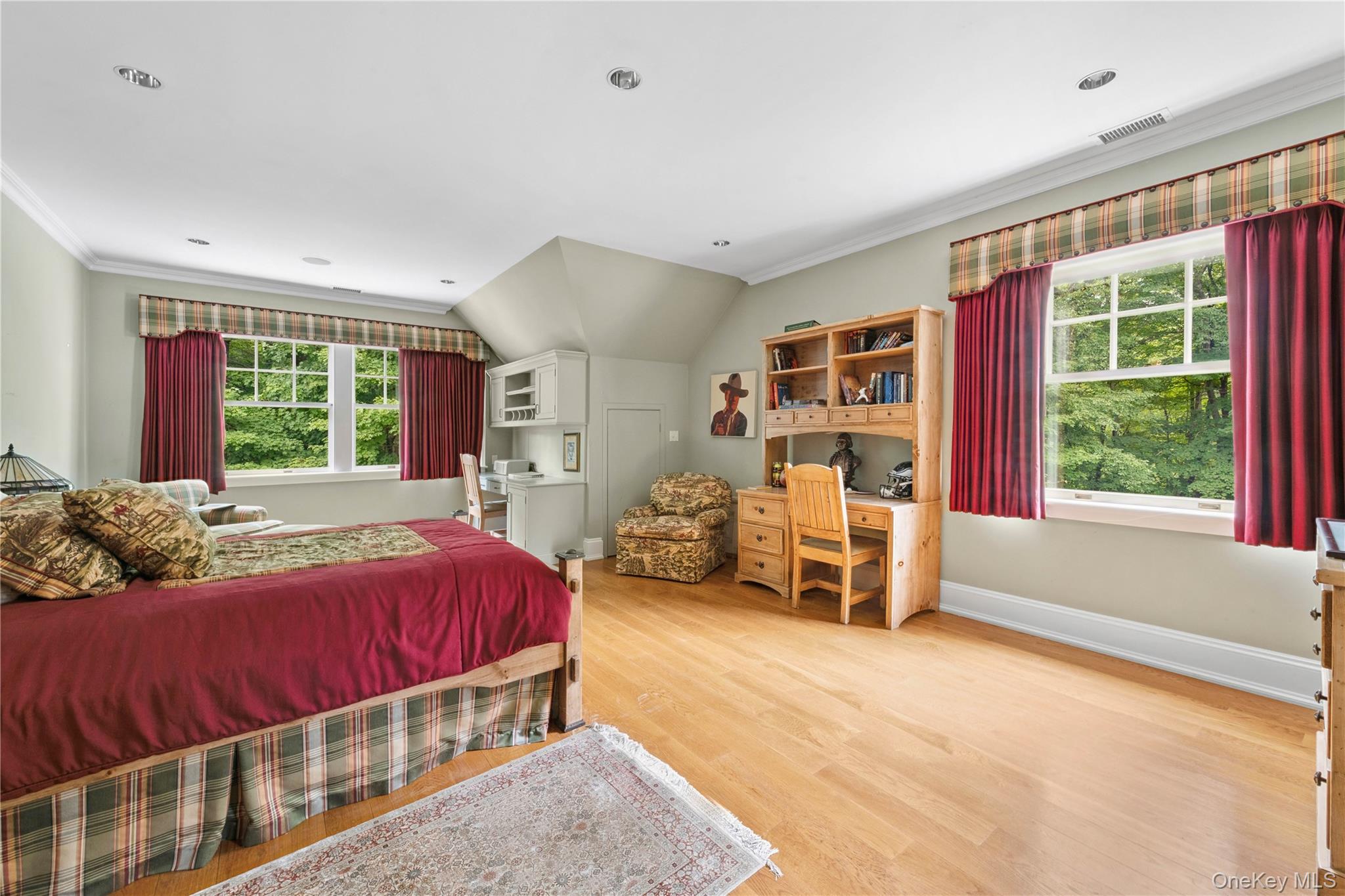 284 W Patent Road, Bedford, NY 10506