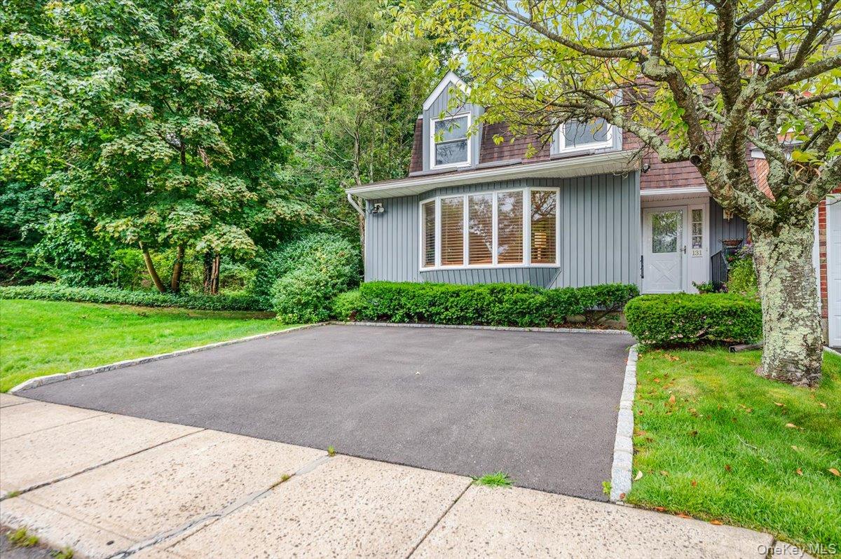 131 Terrace Court # 131, Woodbury, NY 11797