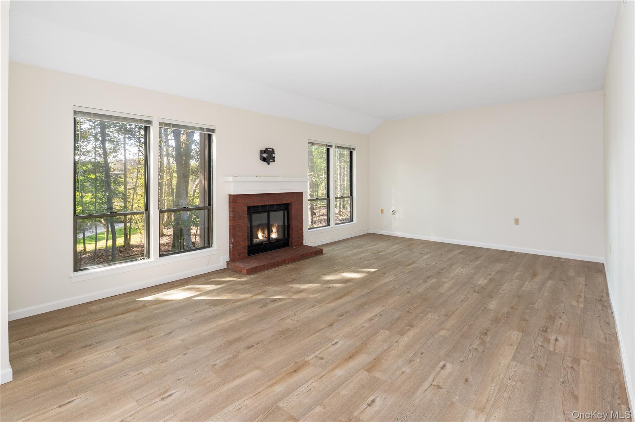 438 Heritage Hills # B, Somers, NY 10589