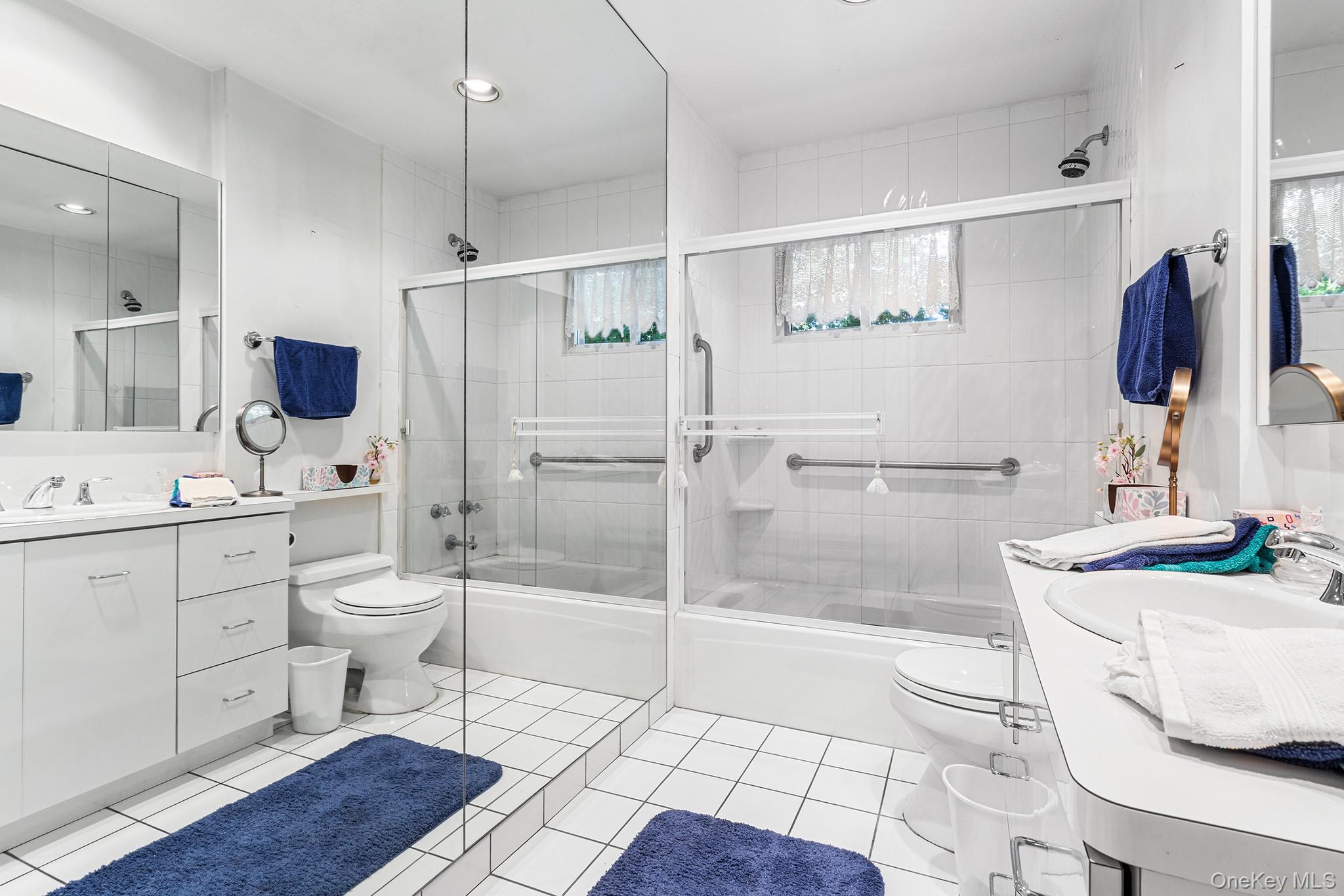 37 Beaumont Drive, Plainview, NY 11803