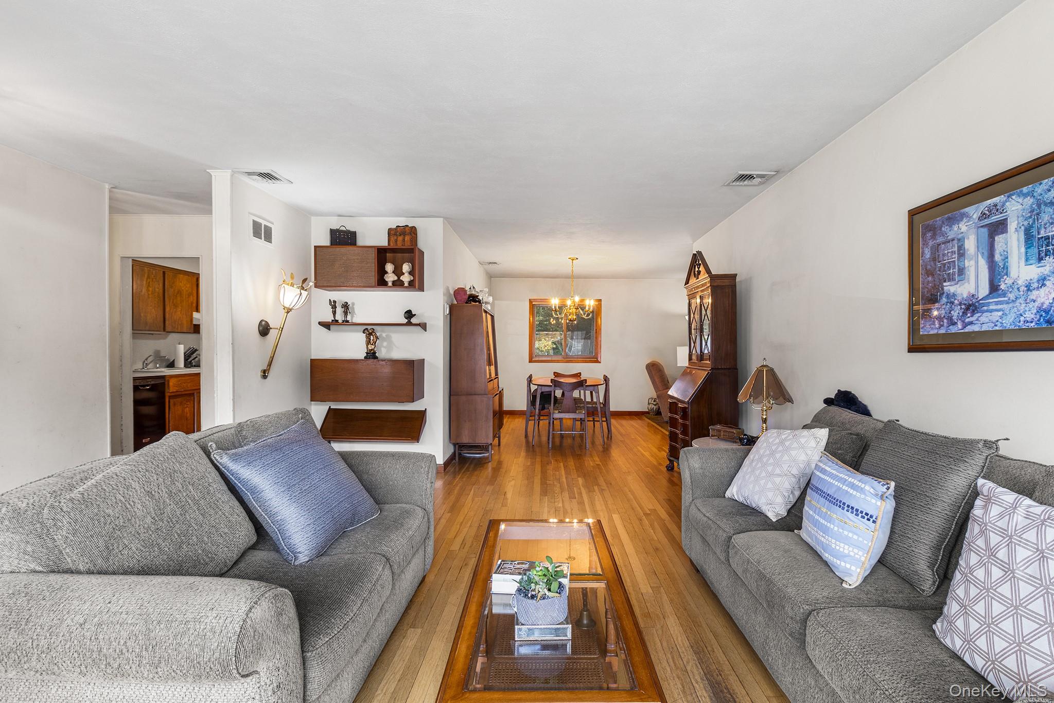 37 Beaumont Drive, Plainview, NY 11803