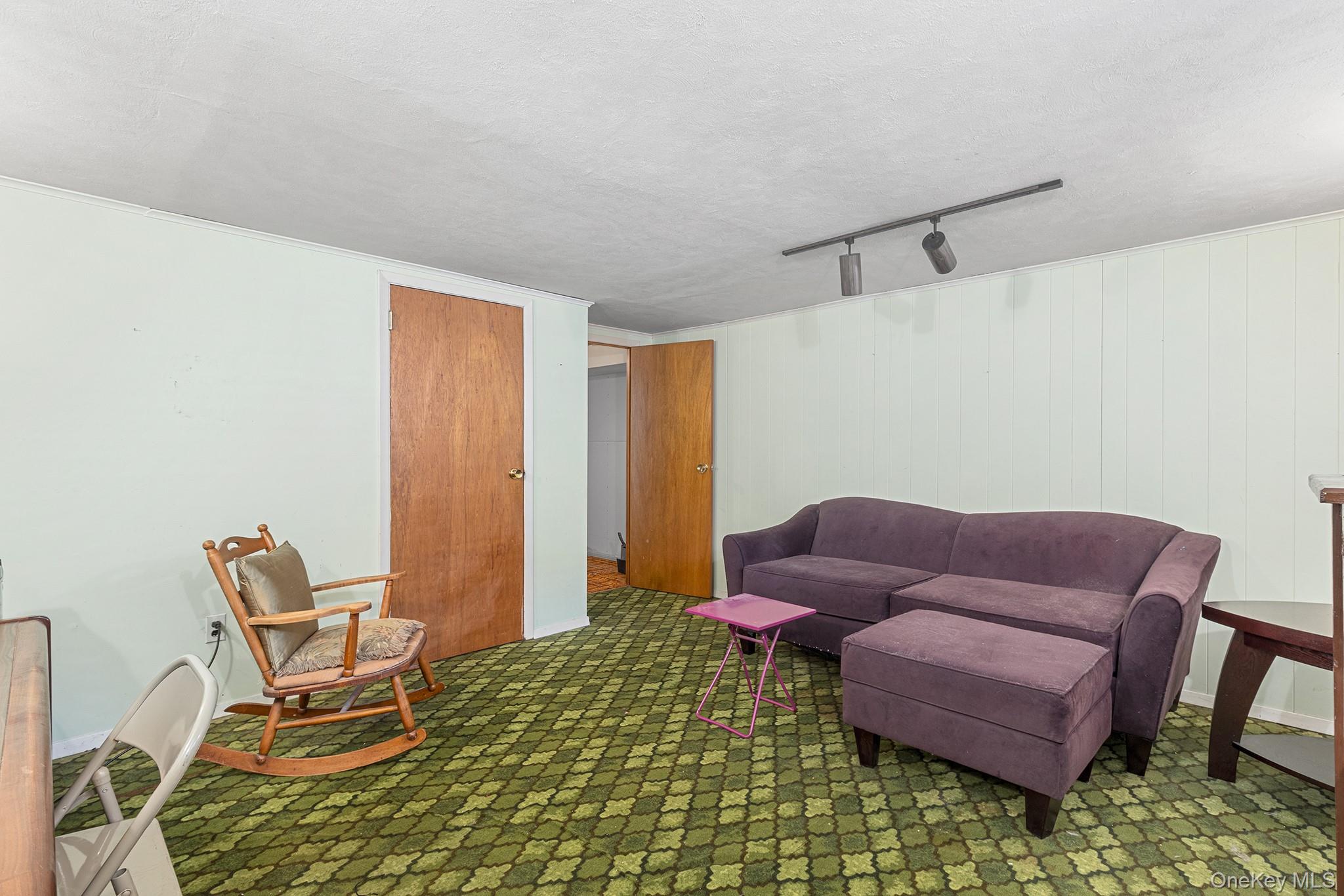 37 Beaumont Drive, Plainview, NY 11803