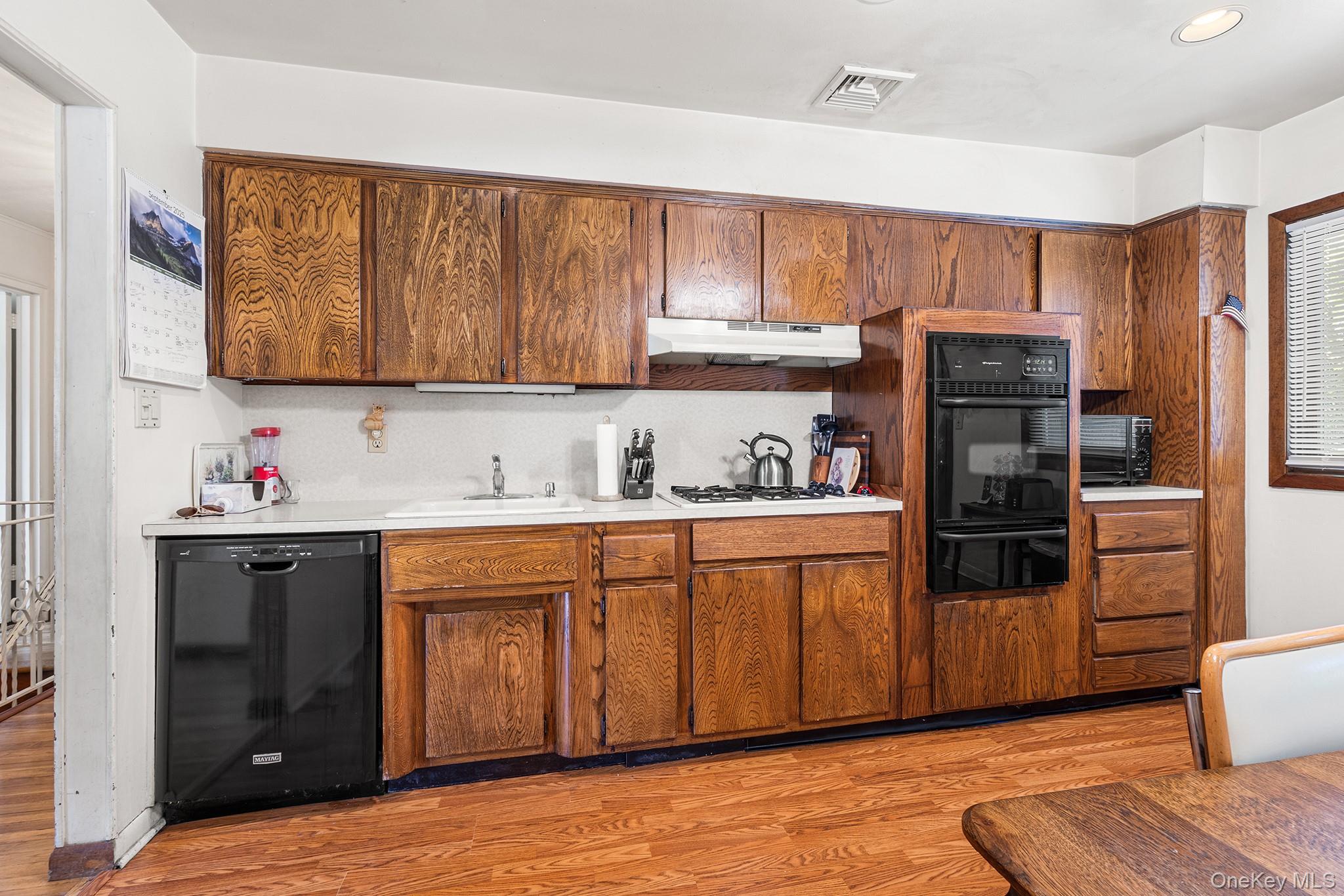 37 Beaumont Drive, Plainview, NY 11803