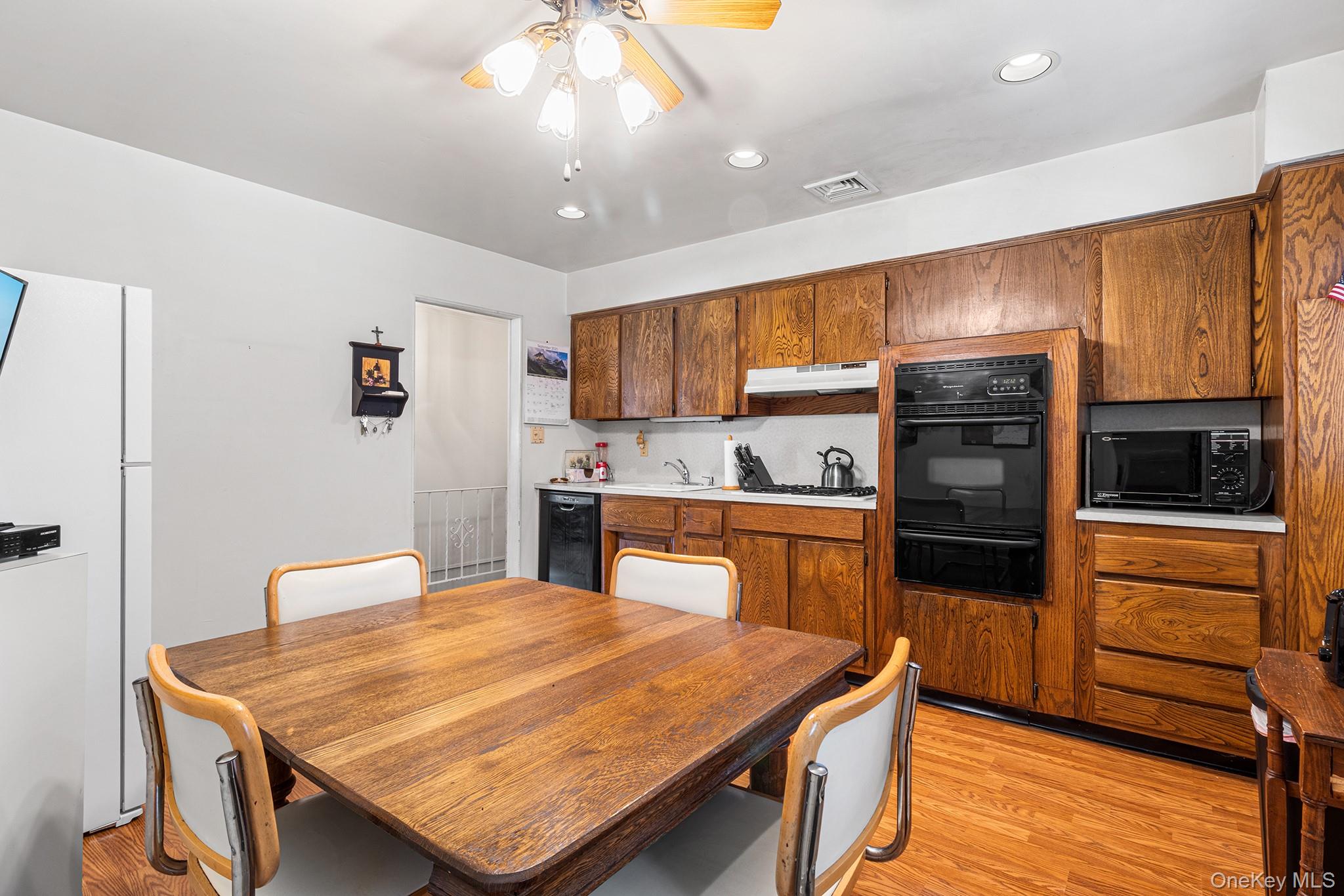 37 Beaumont Drive, Plainview, NY 11803