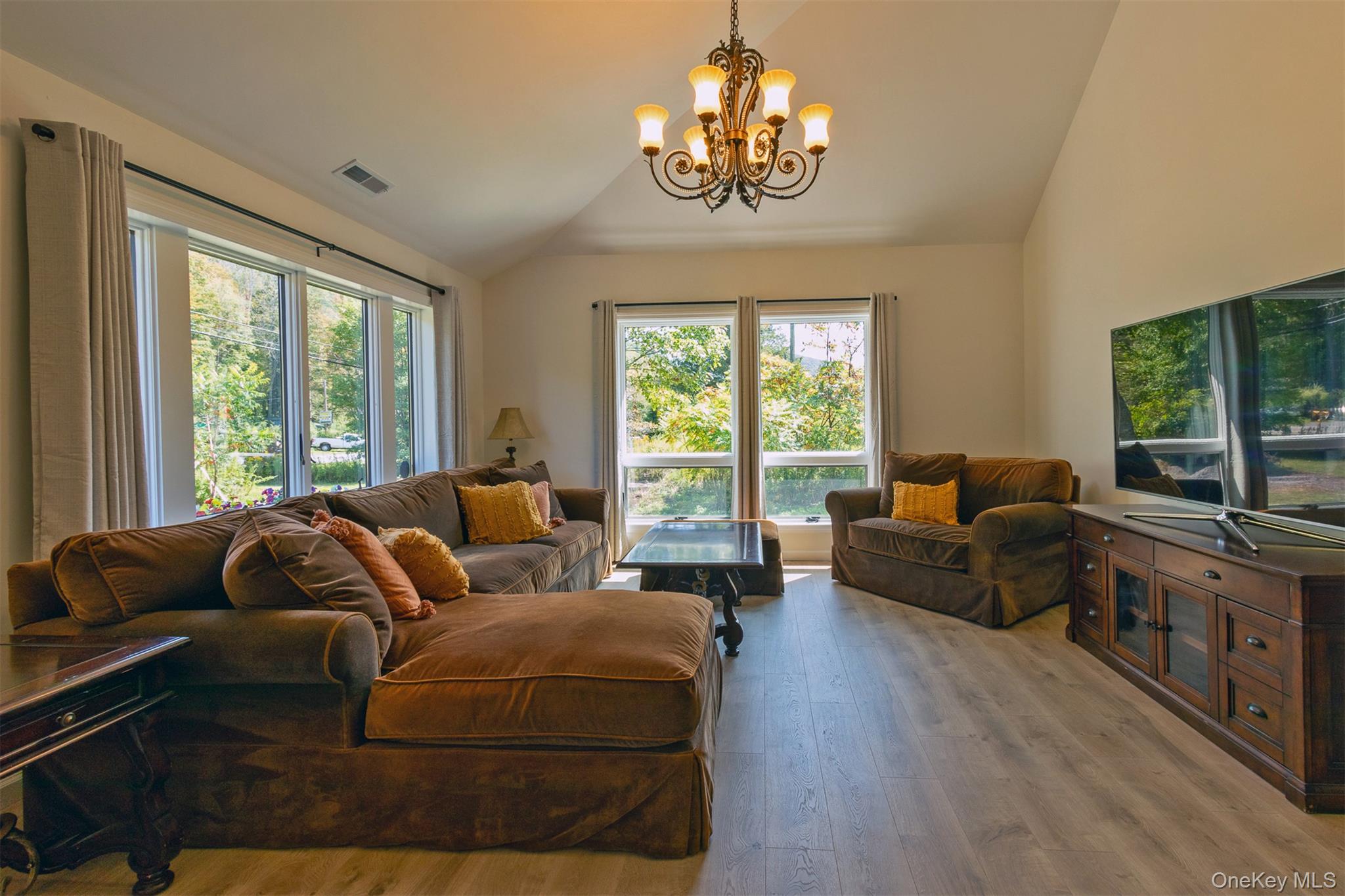 8643 State Route 28, Big Indian, NY 12410