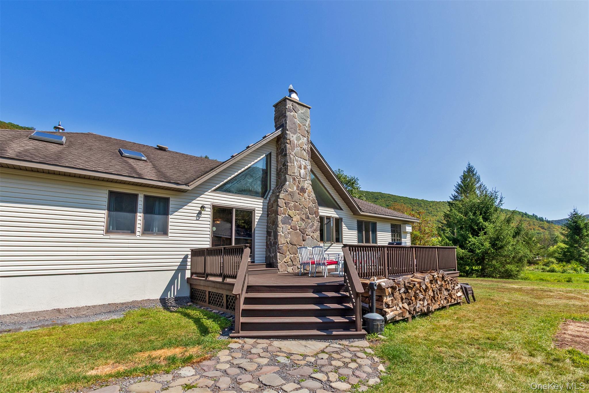8643 State Route 28, Big Indian, NY 12410