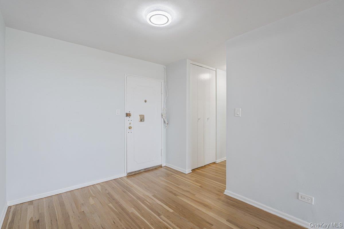 23-20 Bell Boulevard # 5F, Bayside, NY 11360