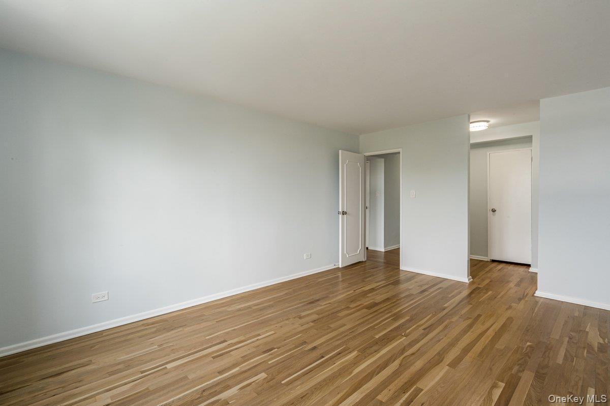 23-20 Bell Boulevard # 5F, Bayside, NY 11360