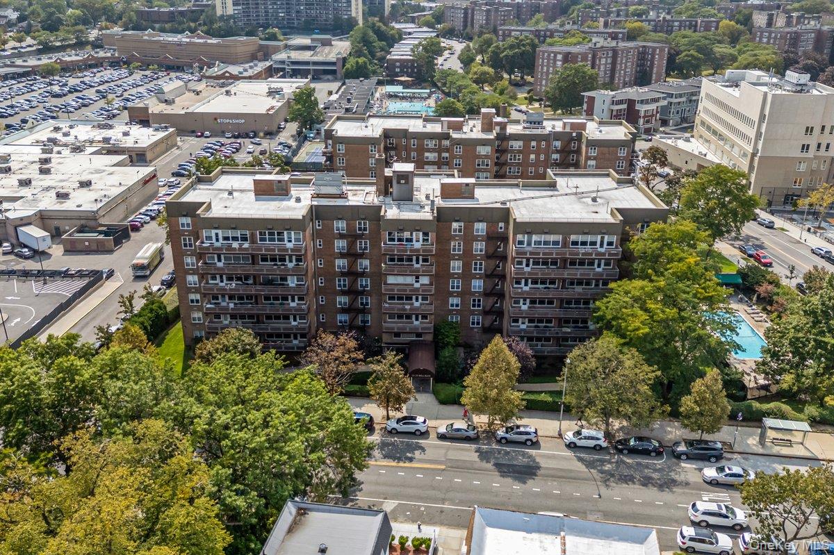 23-20 Bell Boulevard # 5F, Bayside, NY 11360